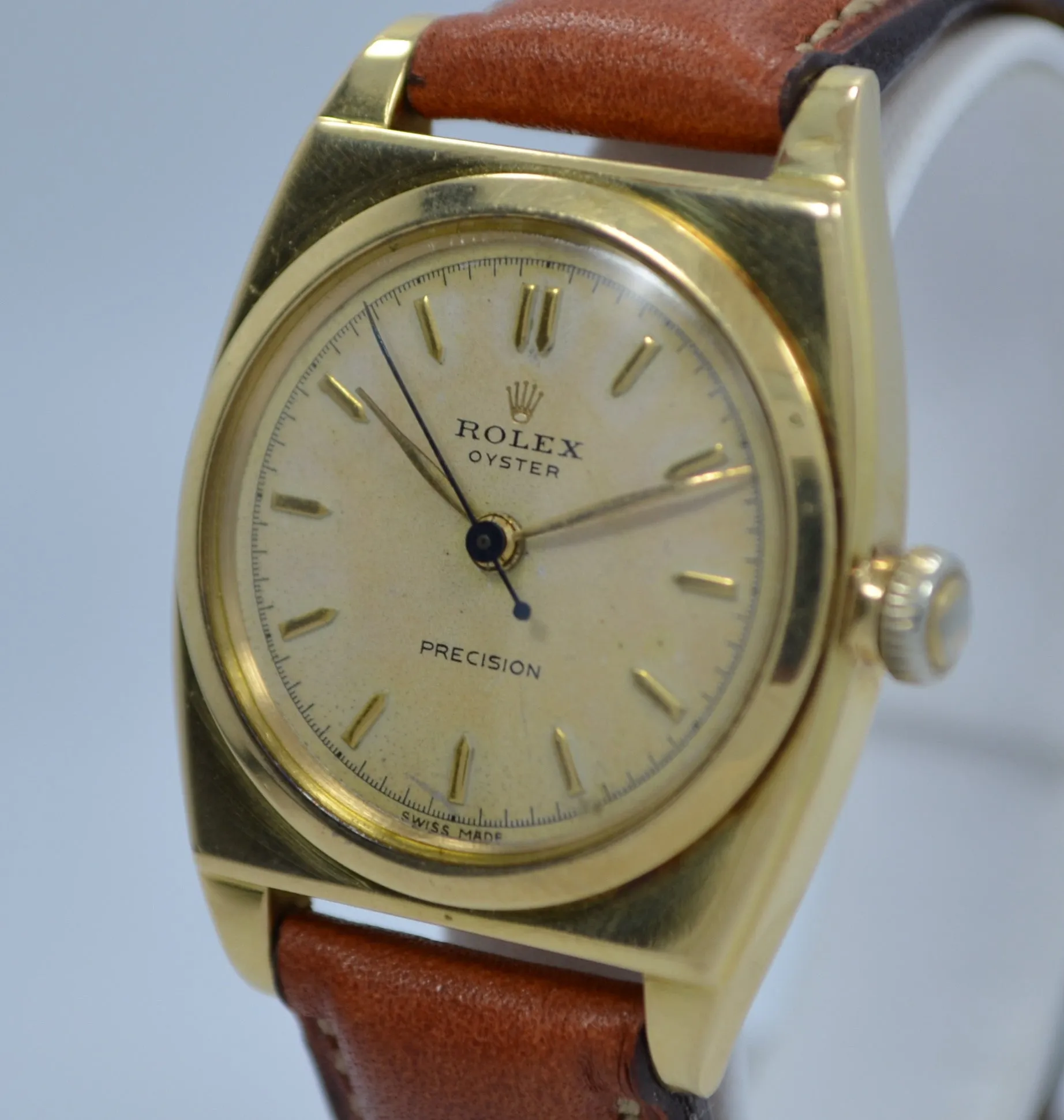 1934 Rolex 3359 Viceroy 18K Yellow Gold Manaual Wind Wristwatch