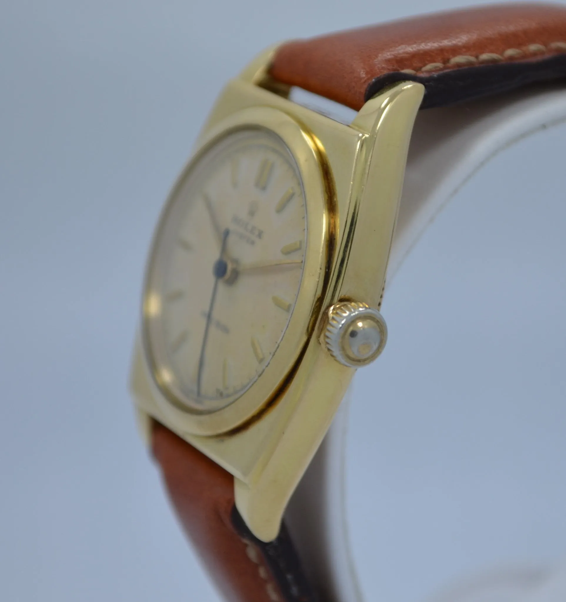 1934 Rolex 3359 Viceroy 18K Yellow Gold Manaual Wind Wristwatch