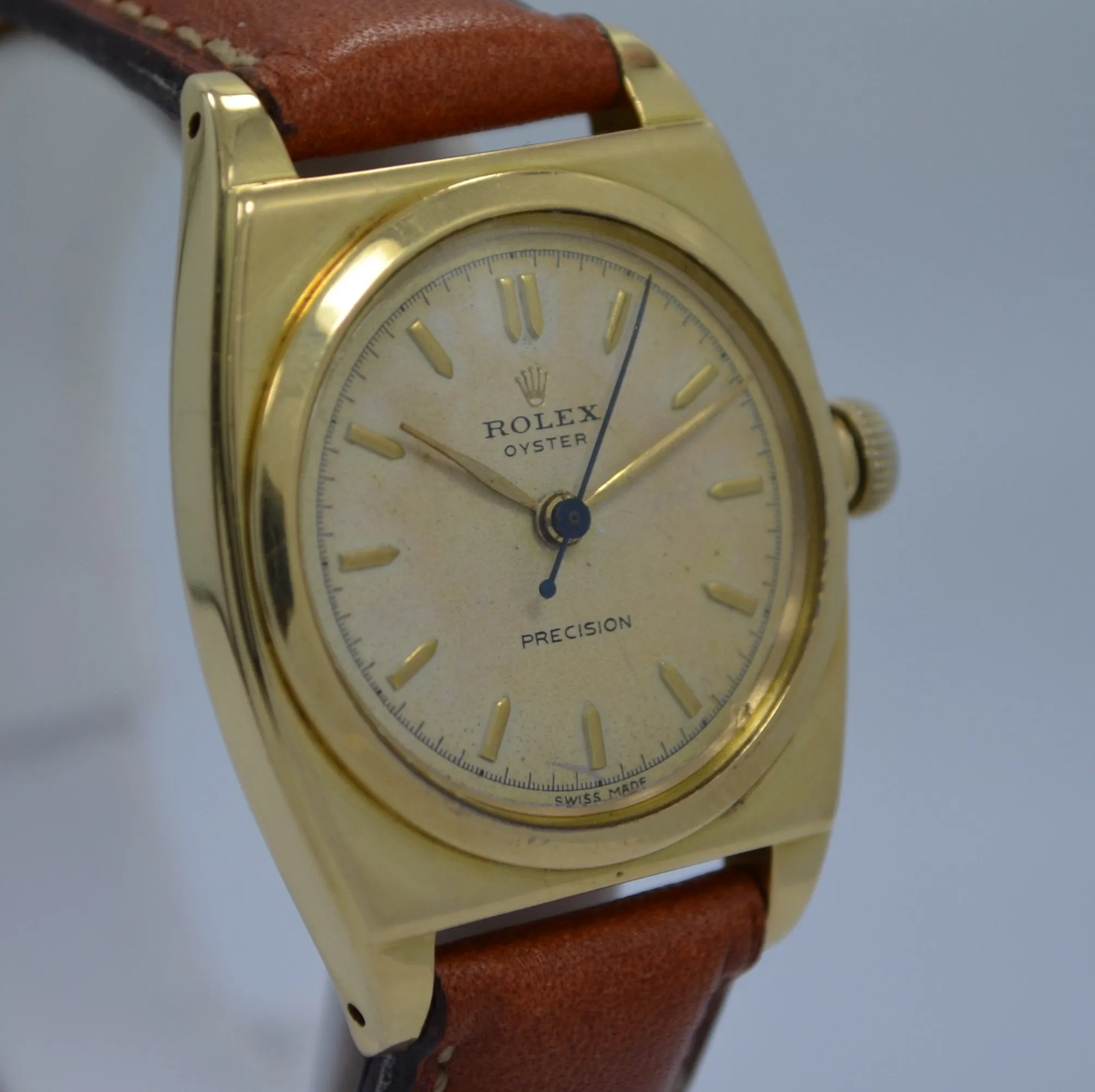 1934 Rolex 3359 Viceroy 18K Yellow Gold Manaual Wind Wristwatch