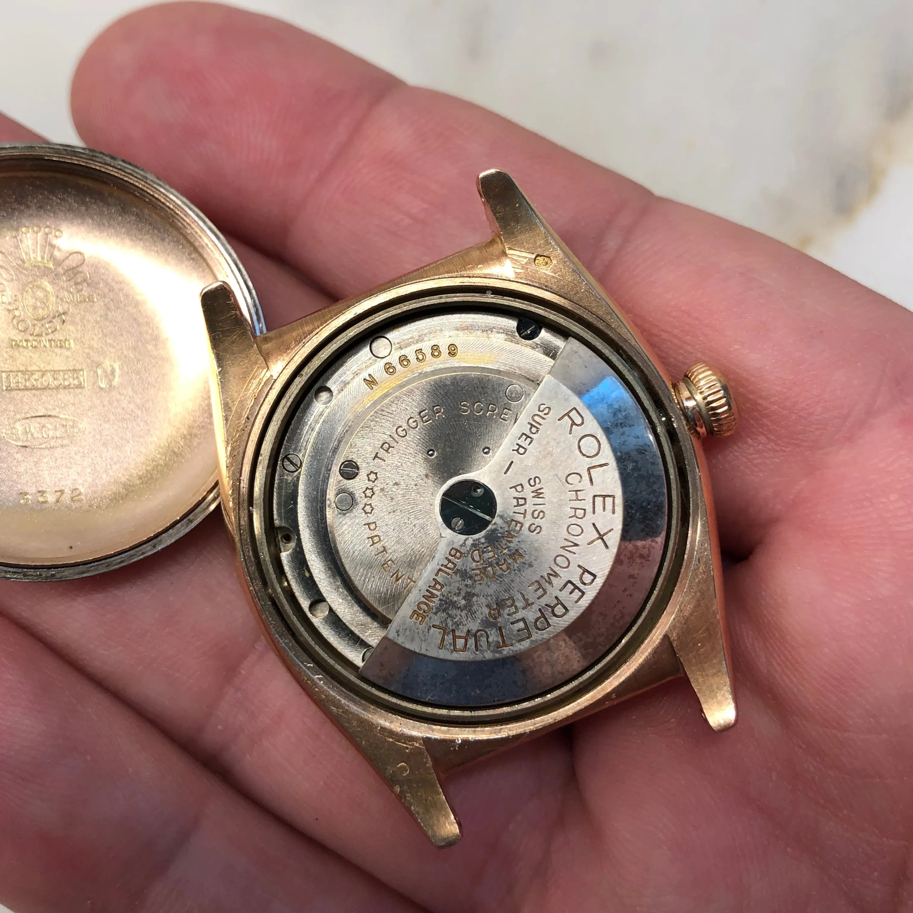1946 Rolex Oyster Perpetual Bubbleback 3372 Chronometer 14K Rose Gold Automatic Wristwatch