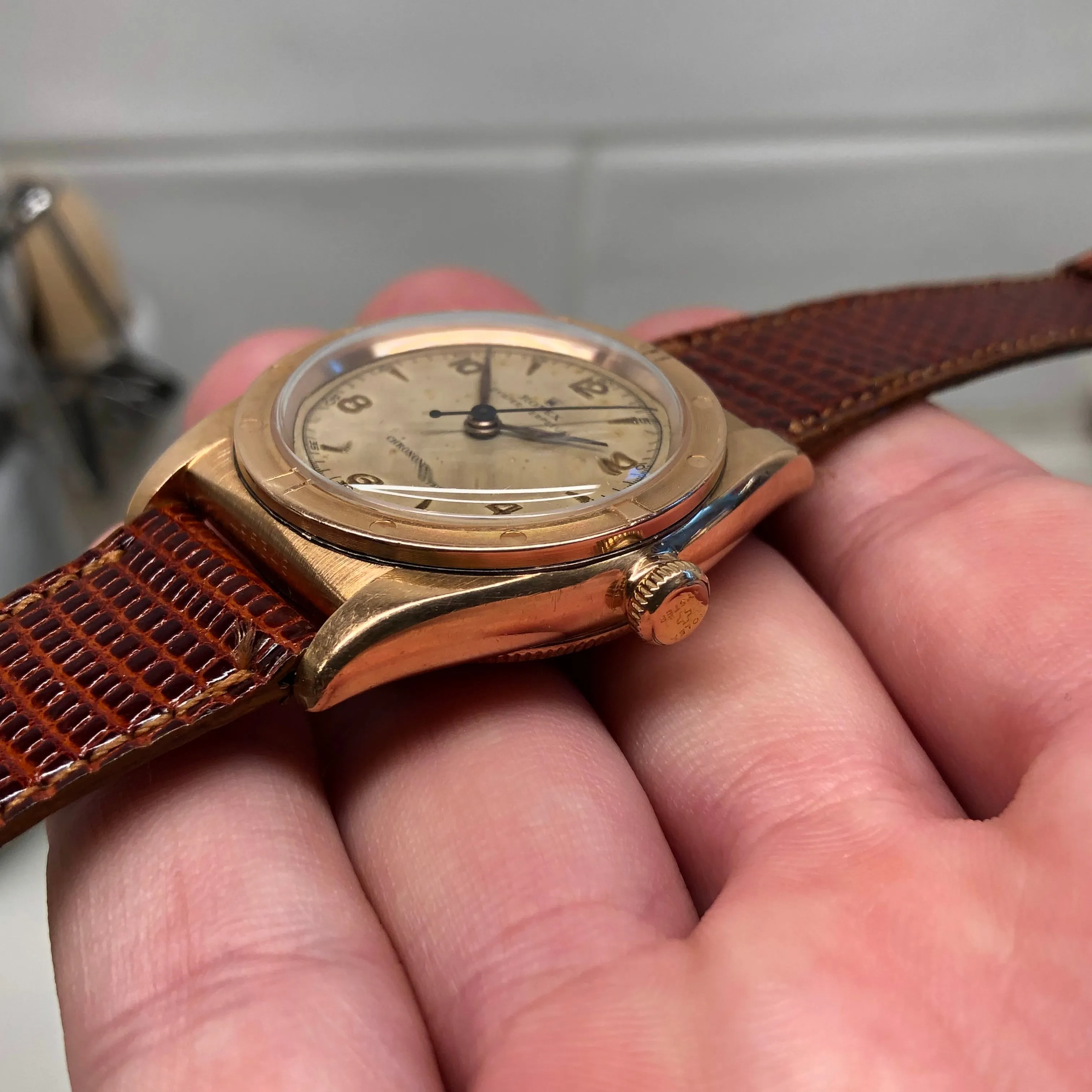 1946 Rolex Oyster Perpetual Bubbleback 3372 Chronometer 14K Rose Gold Automatic Wristwatch