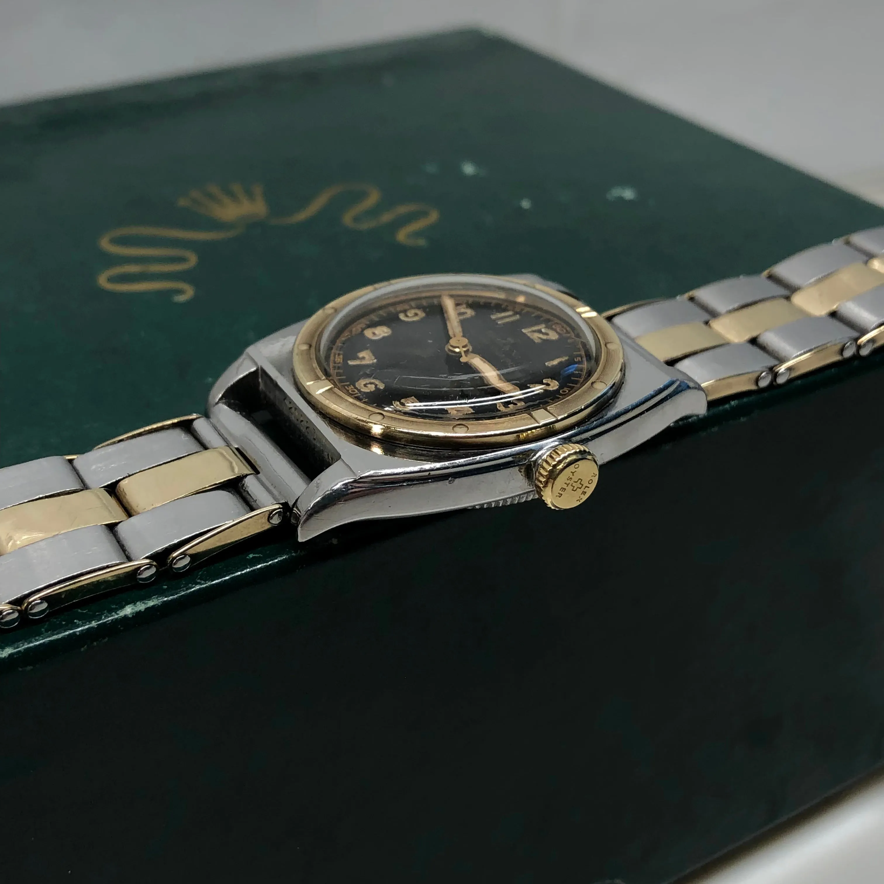 1946 Rolex Oyster Viceroy 3559 Black Gilt Two Tone Stretch Bracelet Wristwatch