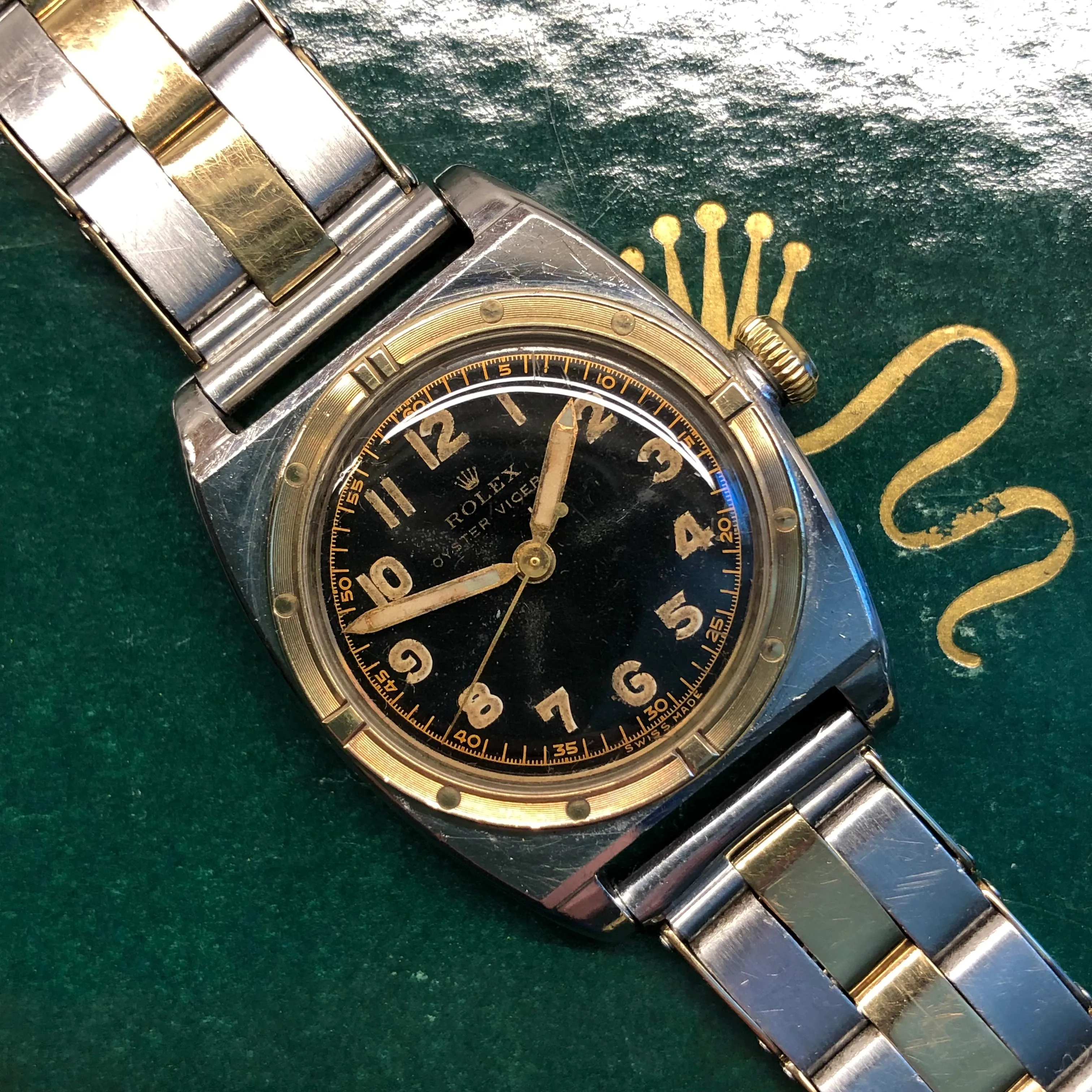 1946 Rolex Oyster Viceroy 3559 Black Gilt Two Tone Stretch Bracelet Wristwatch