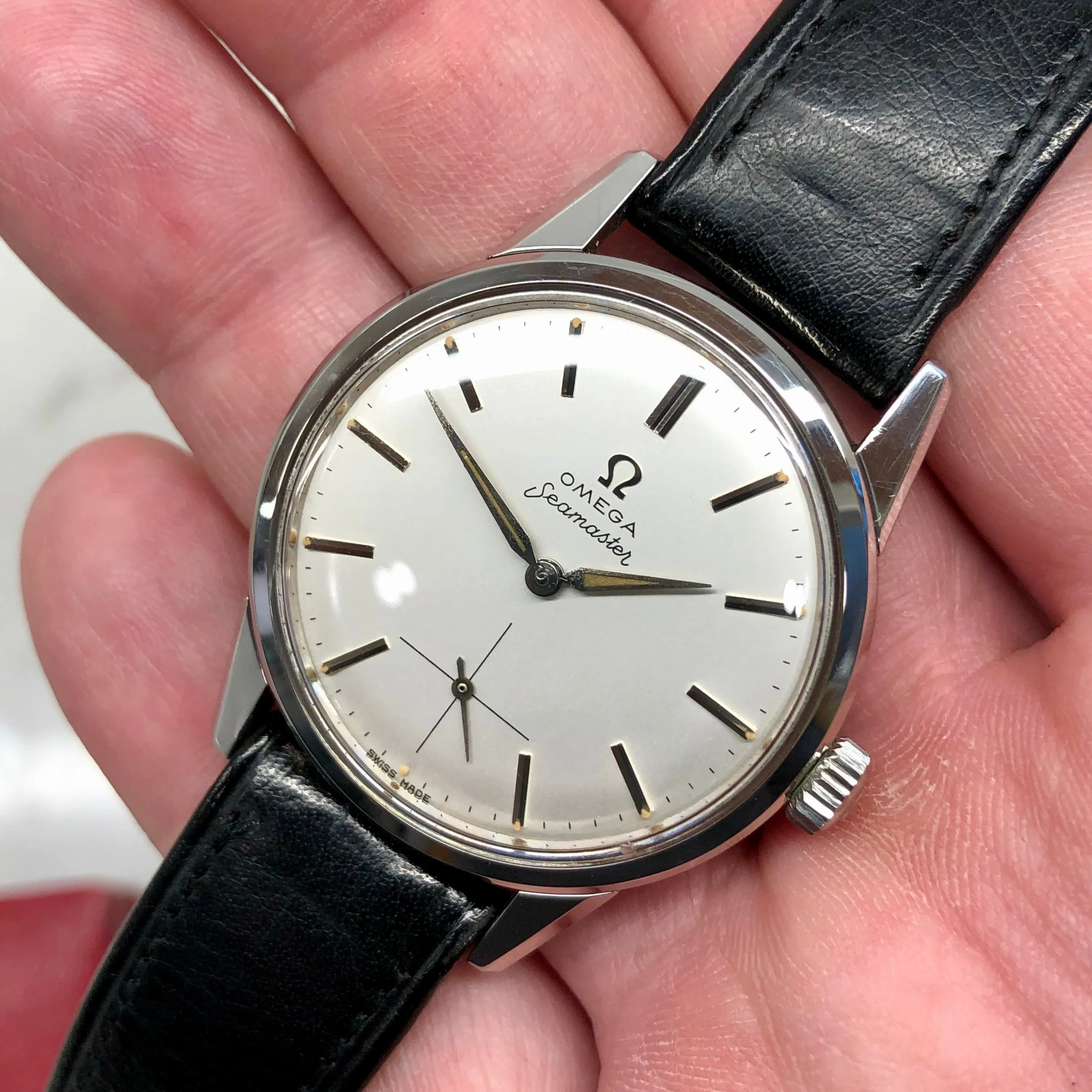 1950s Omega Seamaster Stainless Steel Dress Watch Manual 35mm Wristwatch