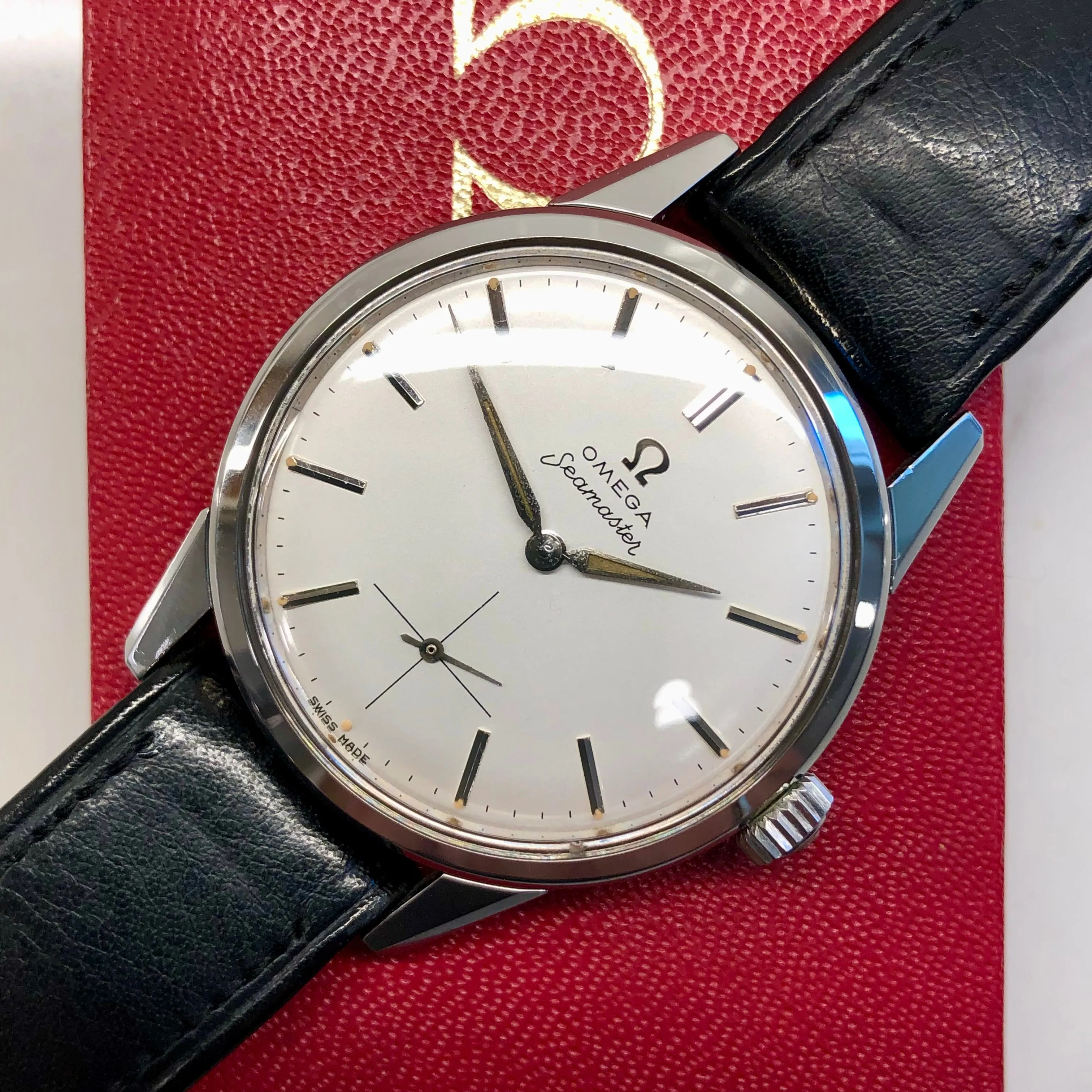 1950s Omega Seamaster Stainless Steel Dress Watch Manual 35mm Wristwatch