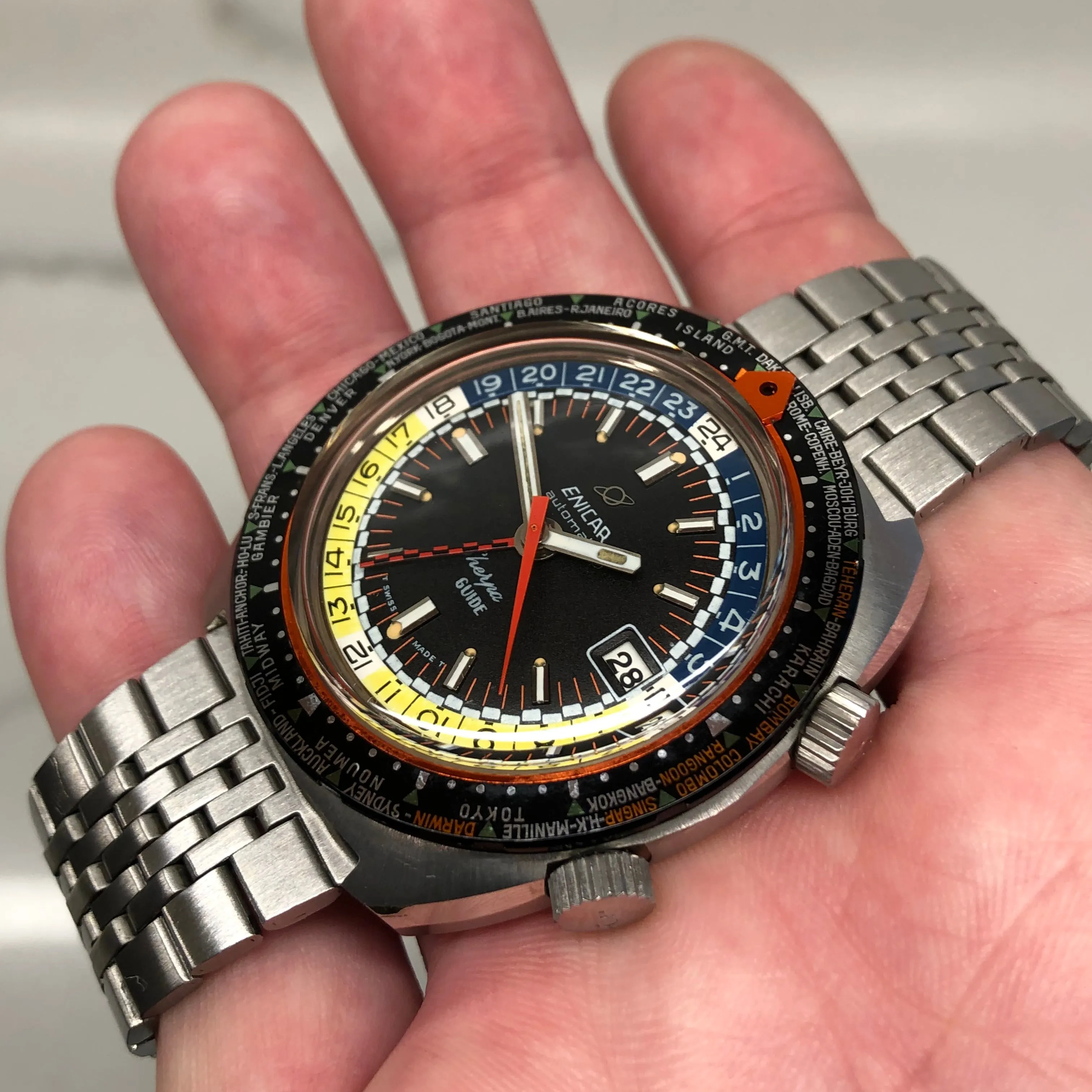 1960s Enicar Sherpa Guide 600 GMT World Time 166-35-04 43mm Vintage Automatic Wristwatch Old Stock