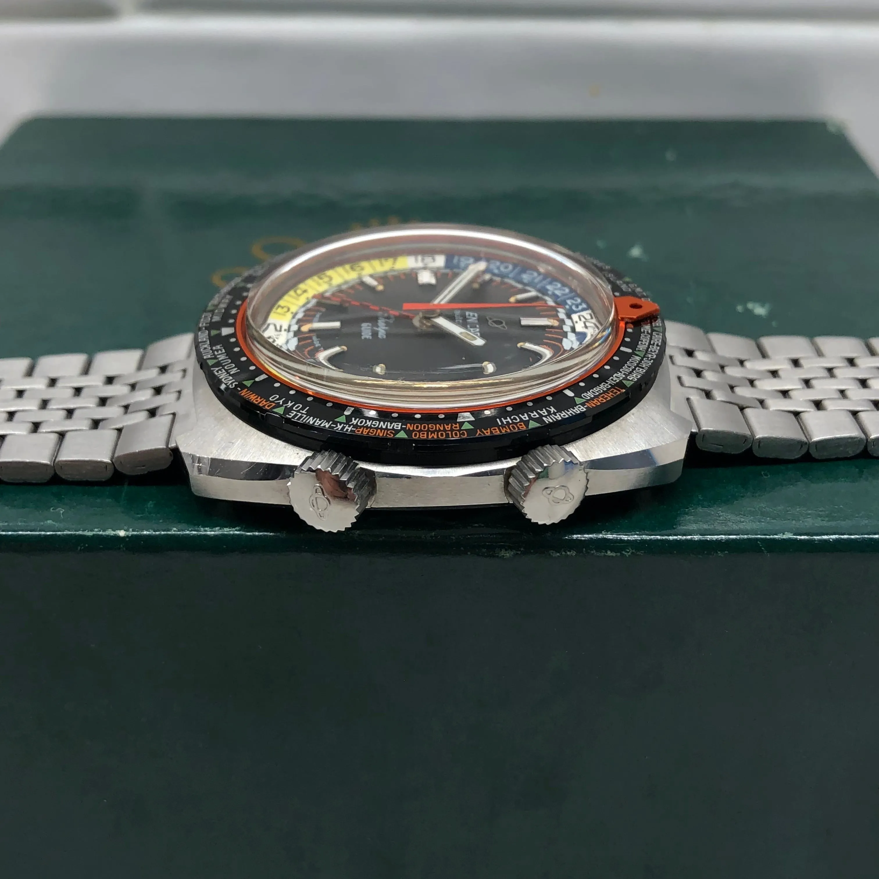1960s Enicar Sherpa Guide 600 GMT World Time 166-35-04 43mm Vintage Automatic Wristwatch Old Stock