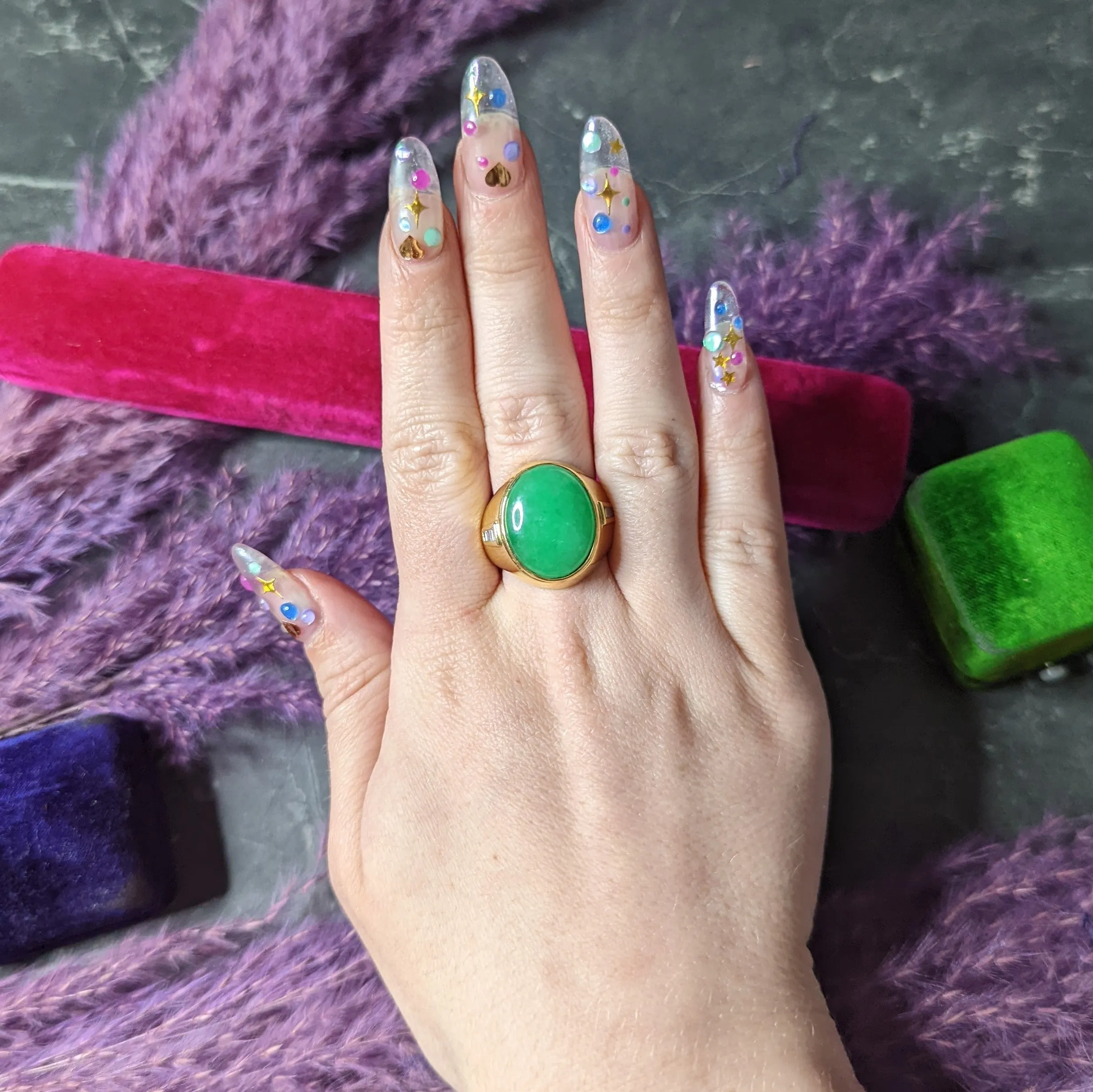 1960's Jade Diamond 18 Karat Yellow Gold Unisex Vintage Signet Ring