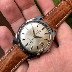 1964 Omega Seamaster 166.010 Steel Cross Hair Caliber 562 Automatic Date Wristwatch