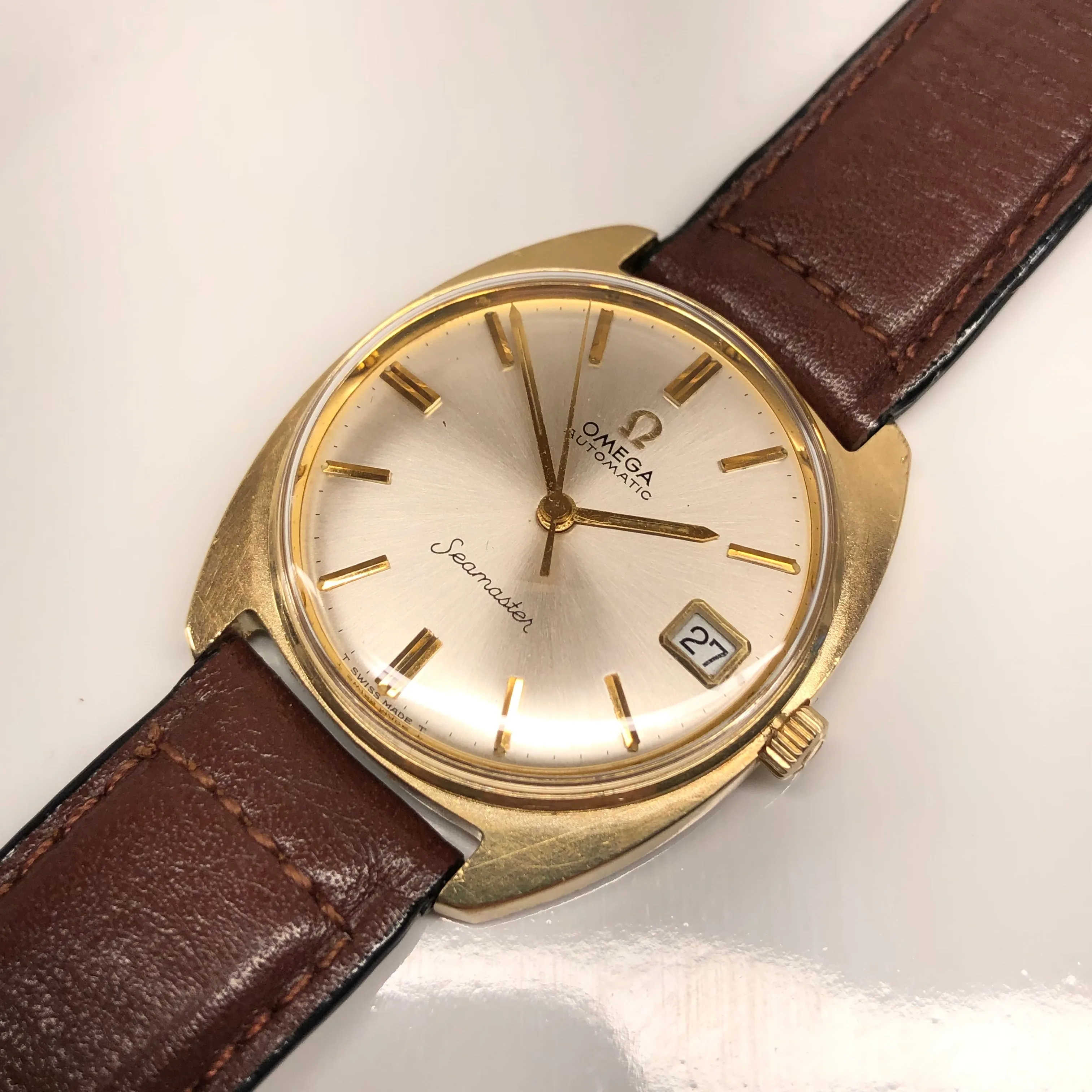 1966 Omega Seamaster 6736 14K Yellow Gold Caliber 563 Date Automatic Wristwatch
