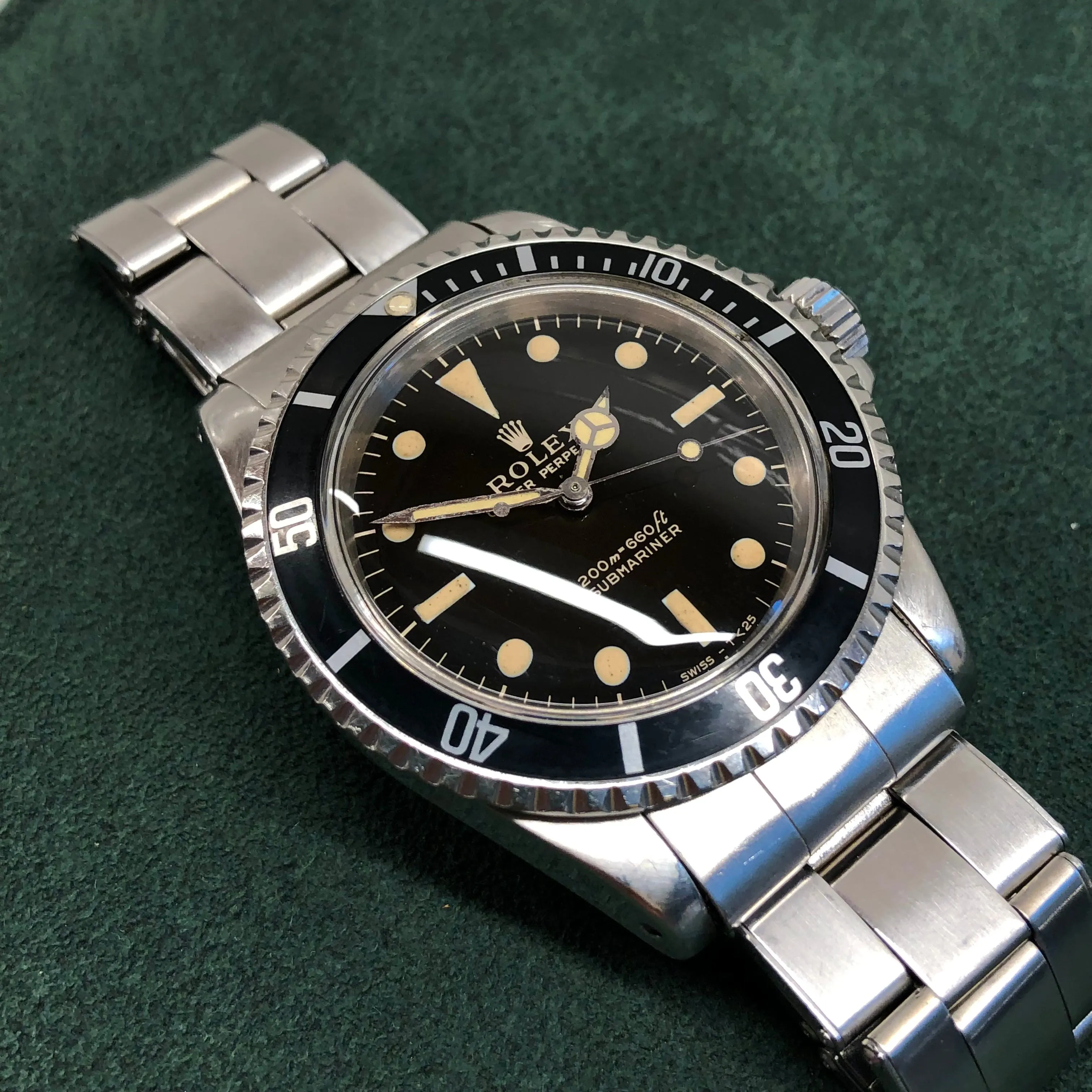 1966 Rolex Submariner 5513 Meters First Gilt Glossy Fat Font Wristwatch
