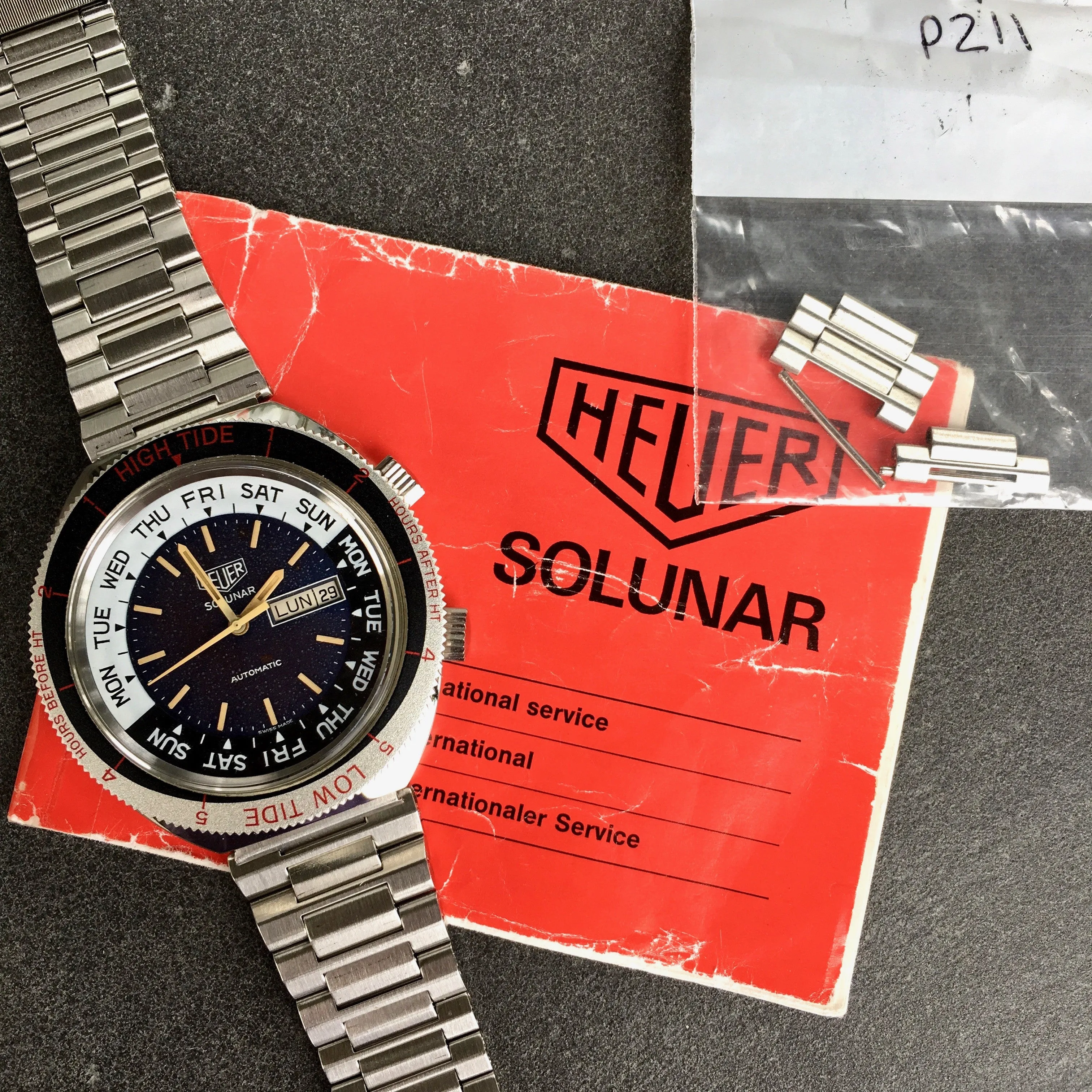 1970s Heuer Solunar Tide Graphe Steel Day & Date Calendar Automatic Tropical Wristwatch