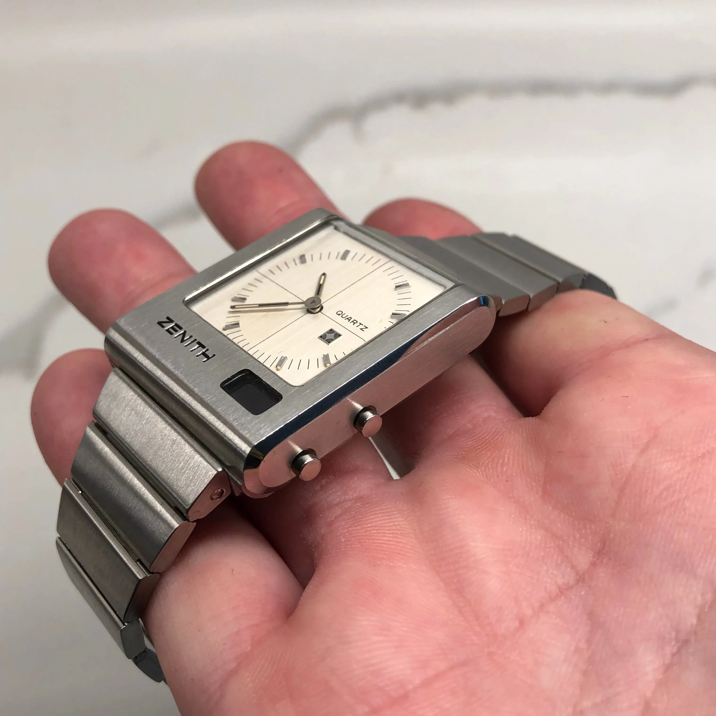 1970s Zenith Time Command 02.0014.441 Stainless Steel Quartz Wristwatch with Box and Owners Manual