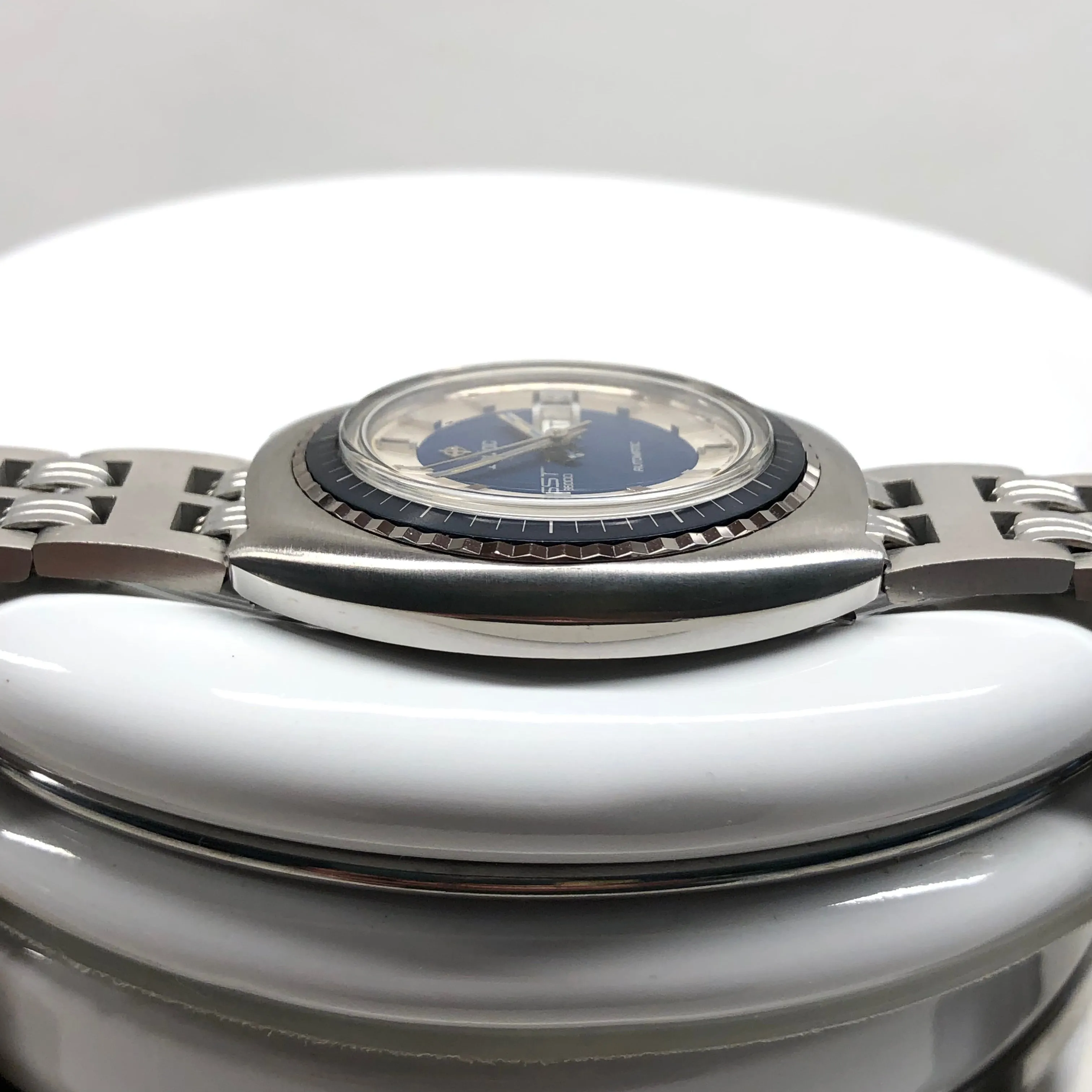 1970s Zodaic SST 36000 Blue 862 951 Vintage Automatic Wristwatch Old Stock