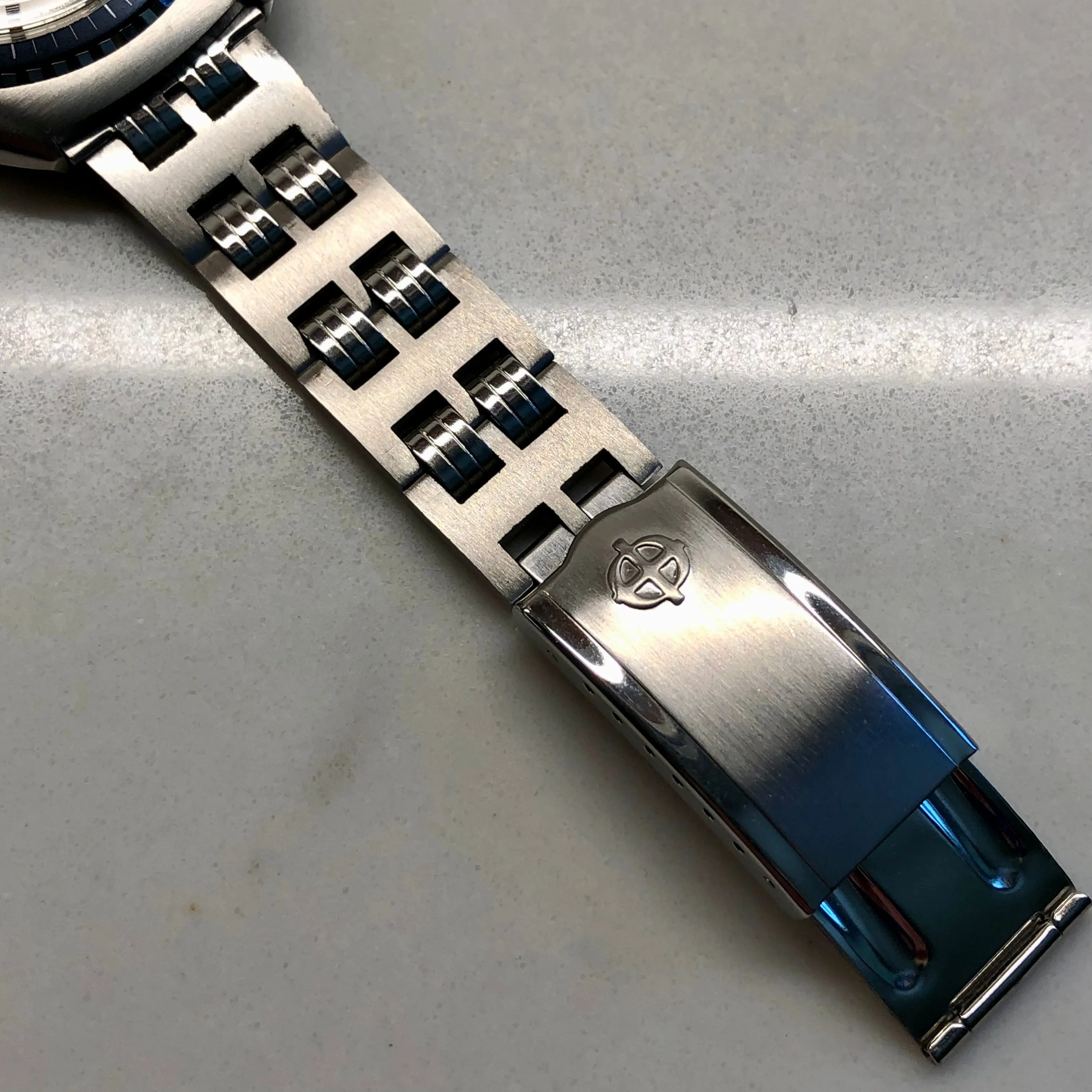 1970s Zodaic SST 36000 Blue 862 951 Vintage Automatic Wristwatch Old Stock