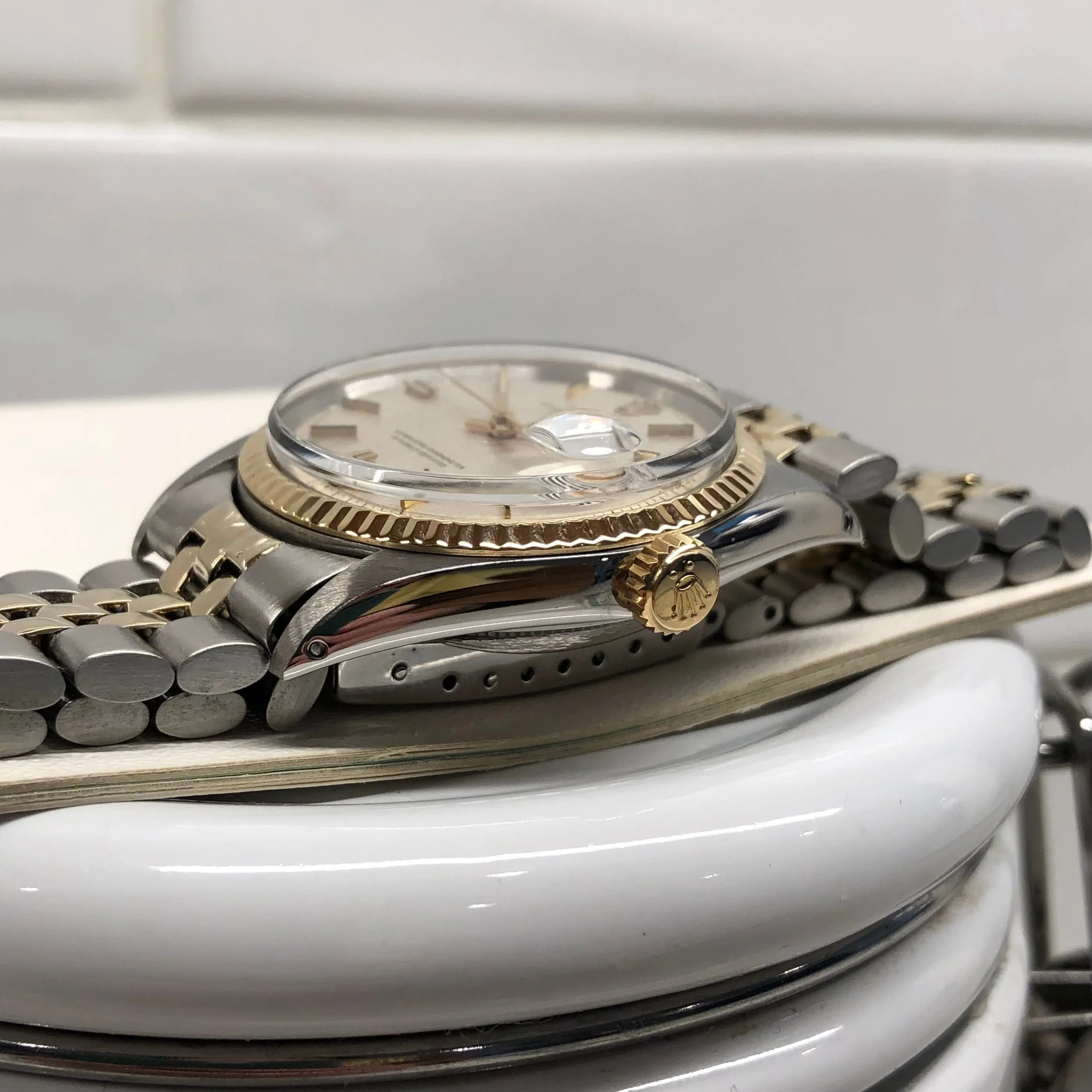1971 Rolex Datejust 1601 Silver Linen Two Tone Jubilee Automatic Wristwatch with Punched Papers
