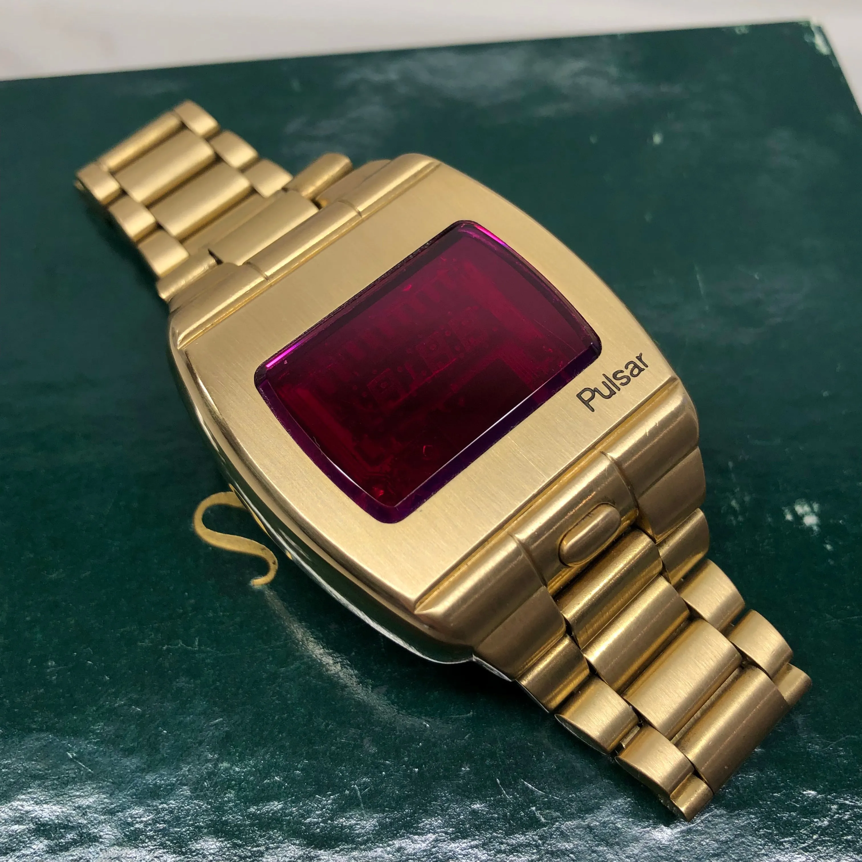 1972 Pulsar Hamilton Time Computer P1 LED 18K Yellow Gold Quartz Wristwatch