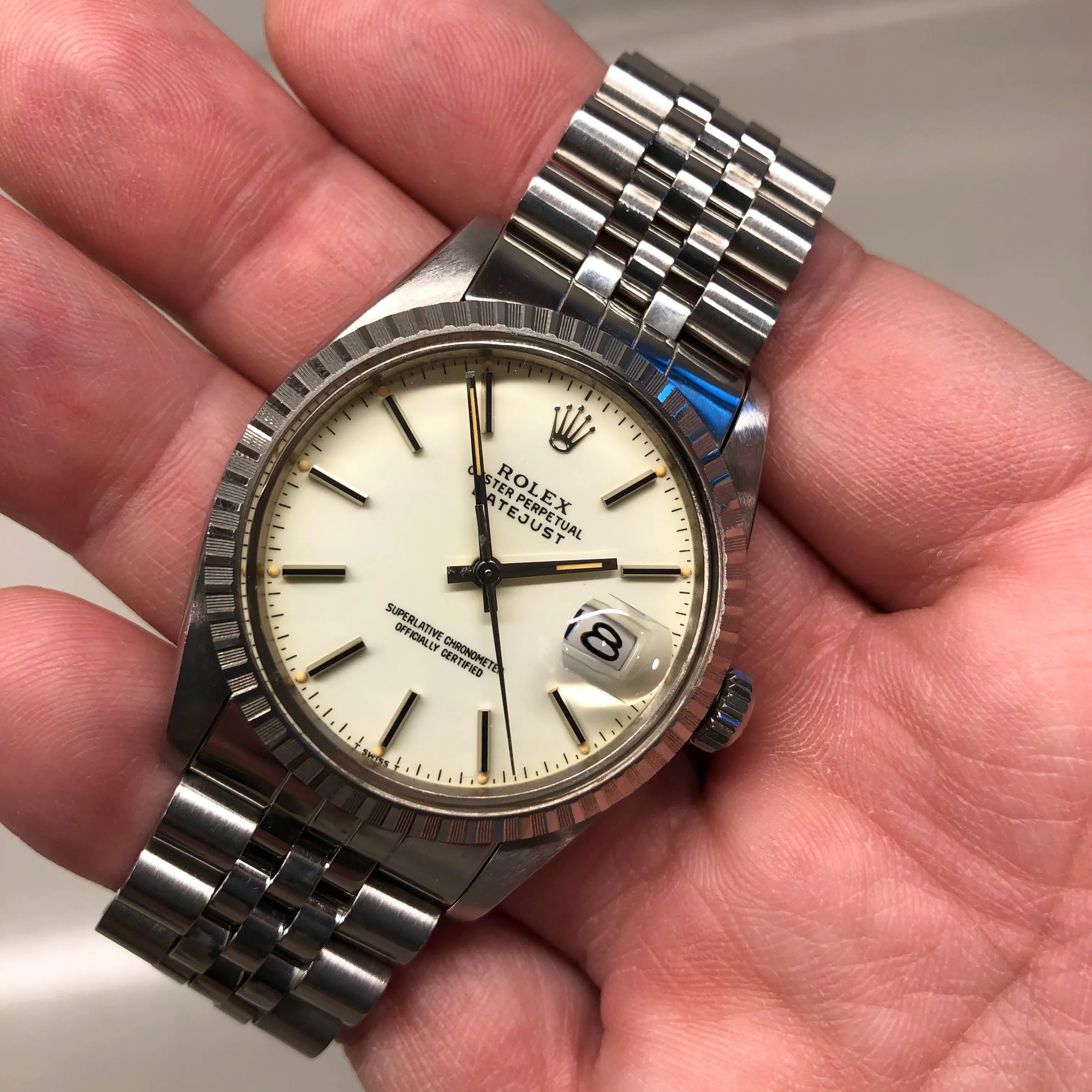 1984 Rolex Datejust 16030 Steel White Porcelain Engine Turned Automatic Wristwatch