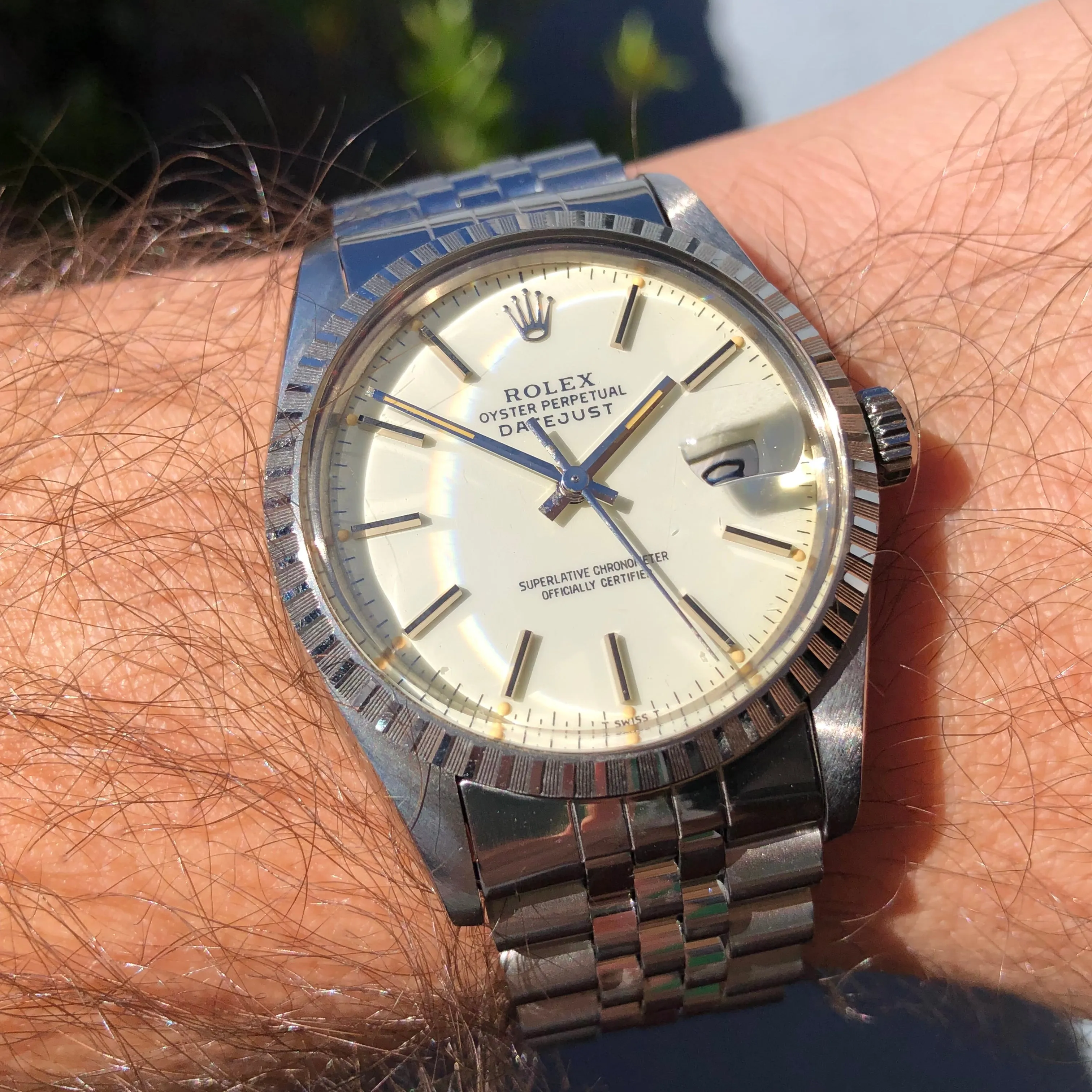 1984 Rolex Datejust 16030 Steel White Porcelain Engine Turned Automatic Wristwatch