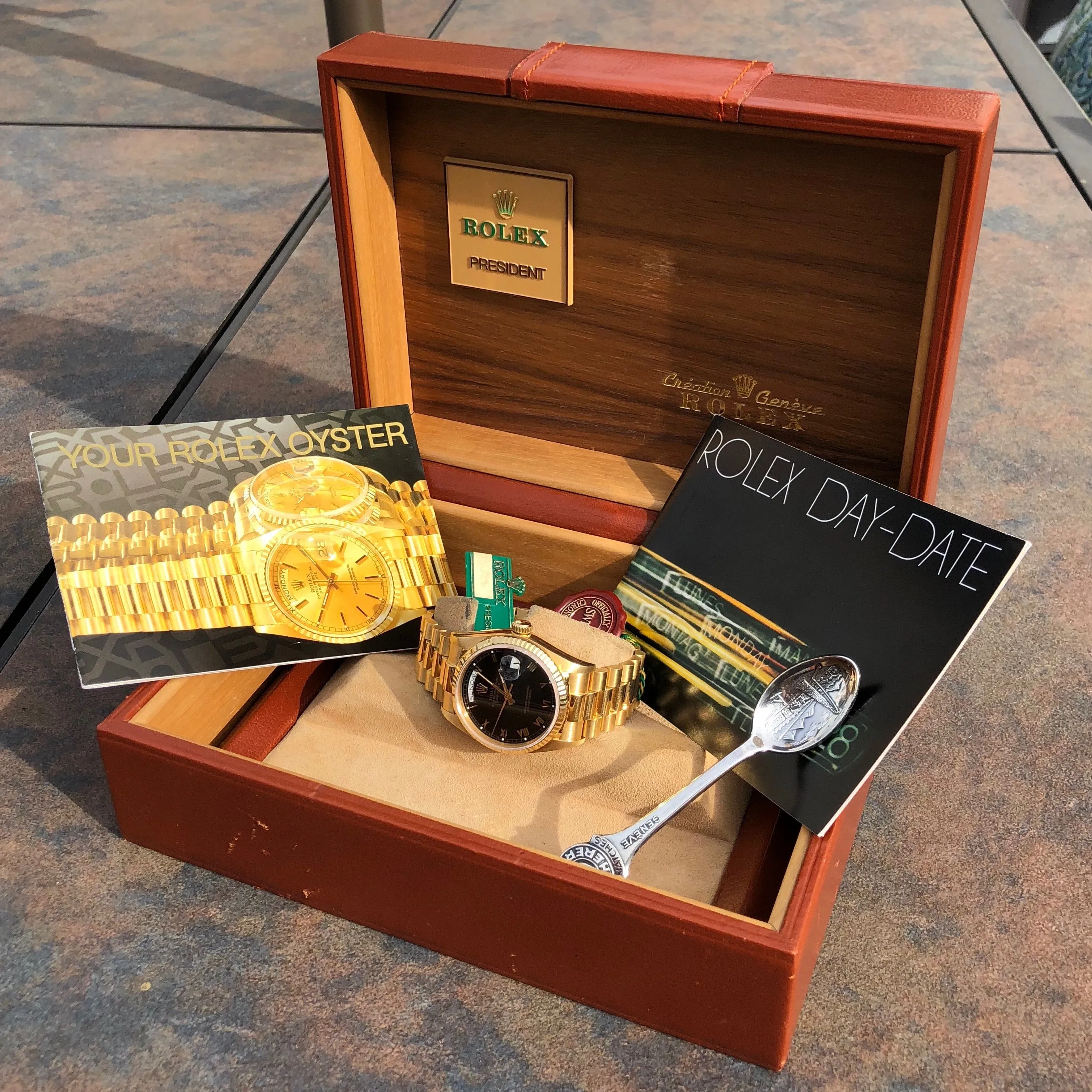 1984 Rolex President 18038 Day Date 18K Yellow Gold Black Roman Box and Tags