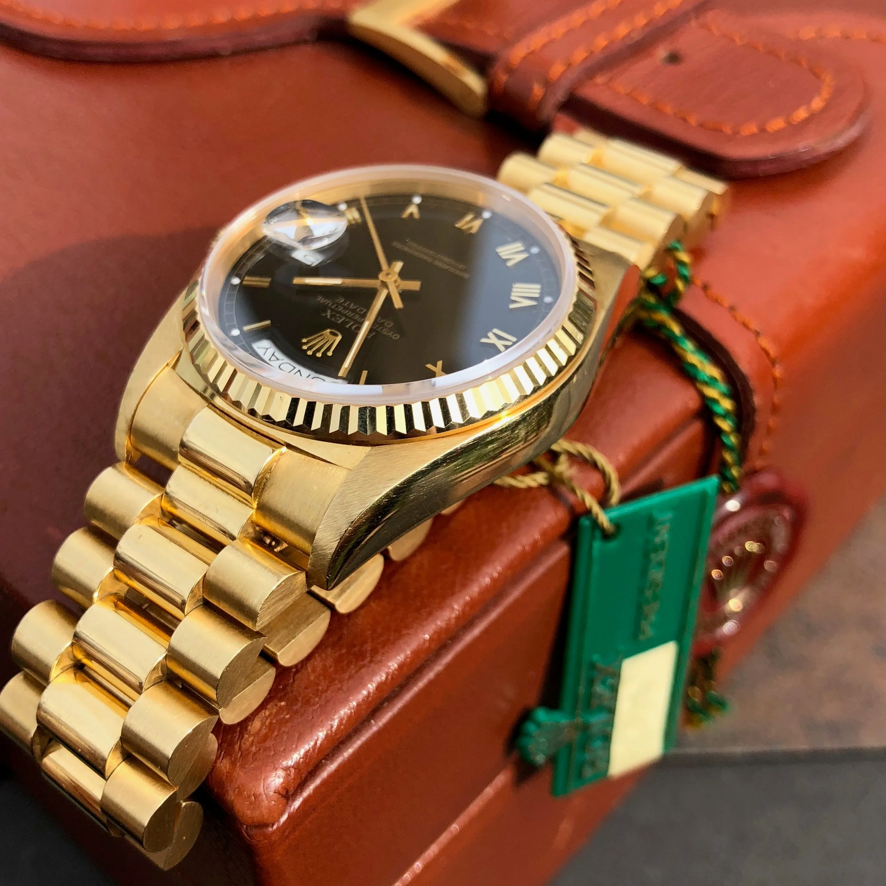 1984 Rolex President 18038 Day Date 18K Yellow Gold Black Roman Box and Tags