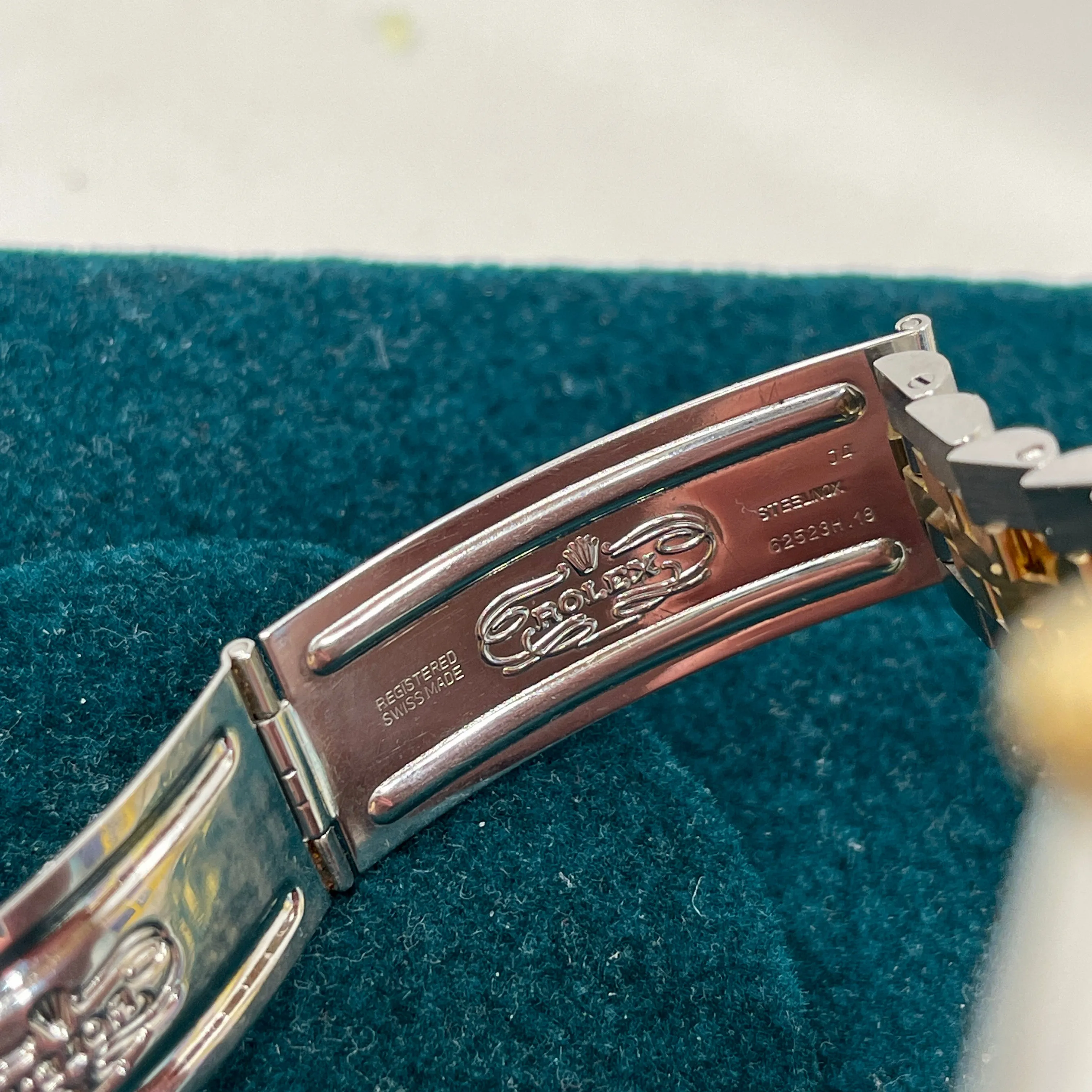 1985 Vintage Rolex Datejust 16013 Steel Gold Two Tone Jubilee Cal 3035 Automatic Wristwatch