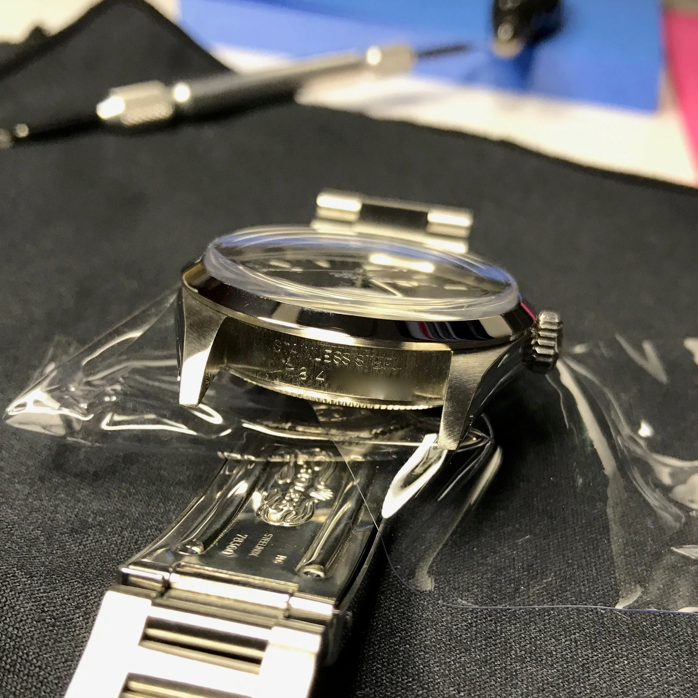 1987 Rolex Explorer 1016 R Serial Stainless Steel Caliber 1570 Automatic Wristwatch