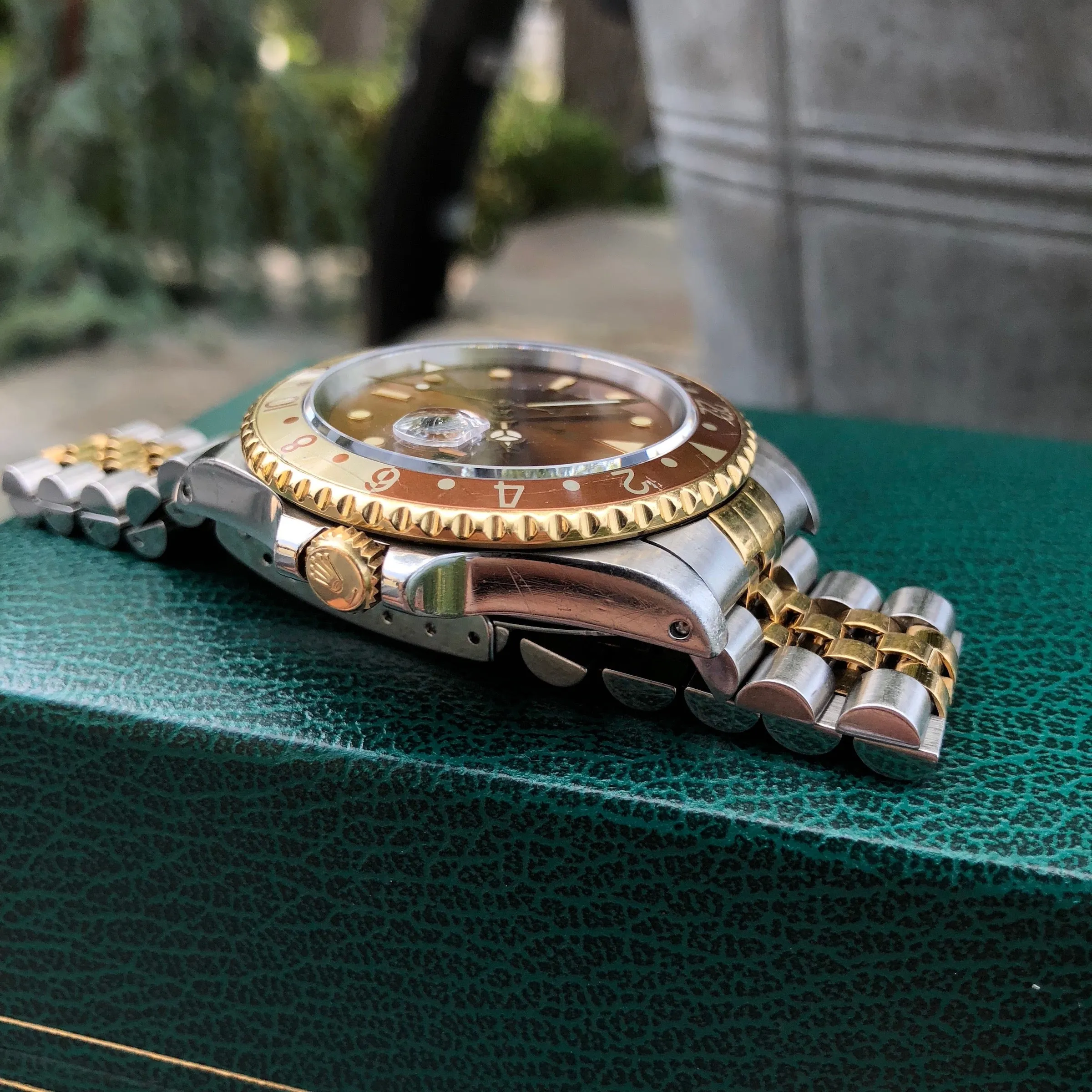 1989 Rolex GMT MASTER II 16713 Two Tone Root Beer Automatic Box Papers