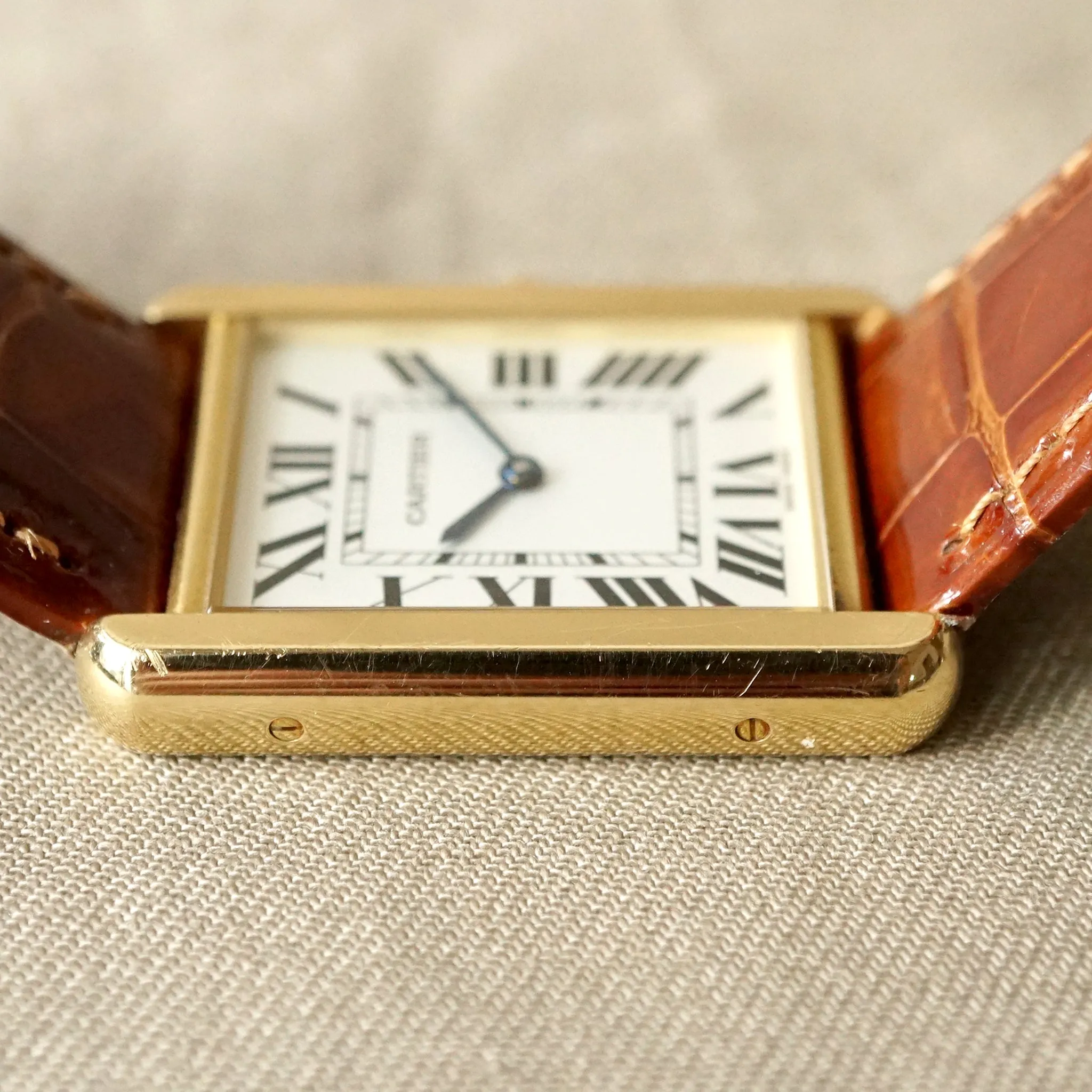2013 CARTIER TANK SOLO MEN'S LARGE 18K YELLOW GOLD / STEEL BACK