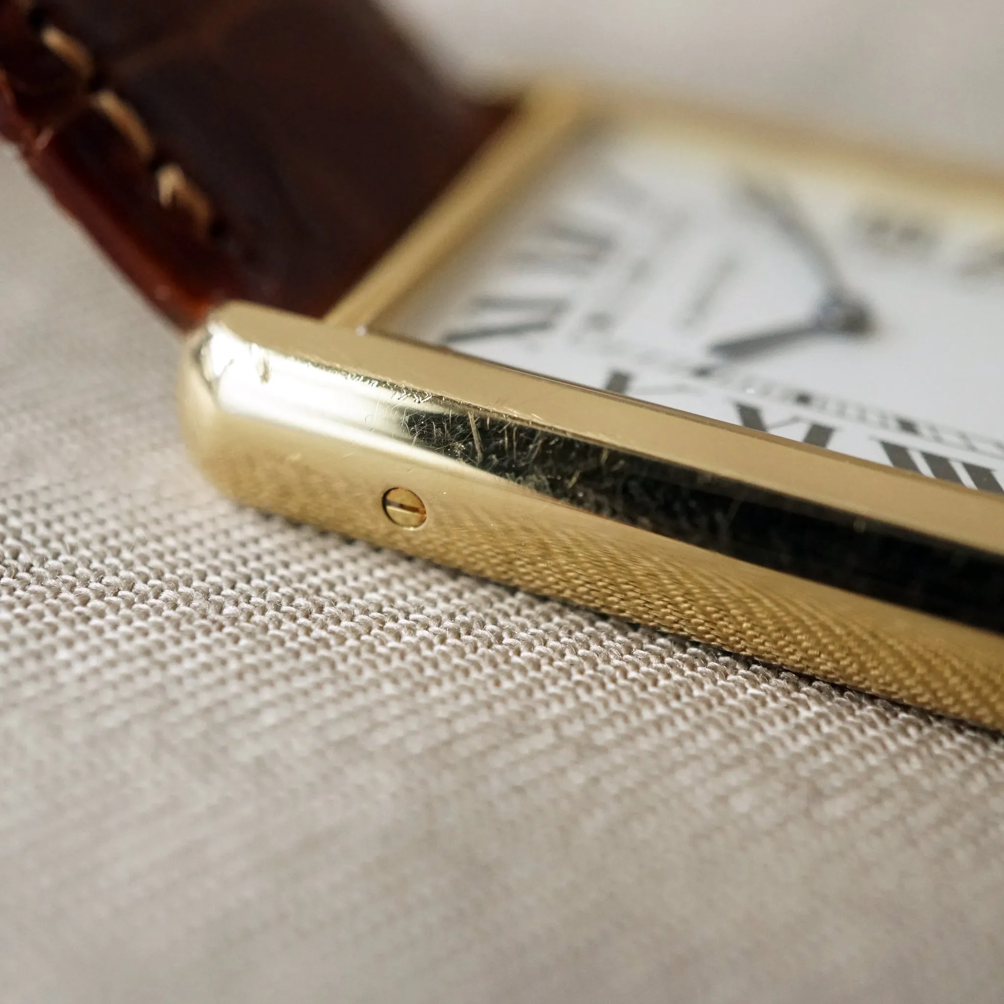 2013 CARTIER TANK SOLO MEN'S LARGE 18K YELLOW GOLD / STEEL BACK