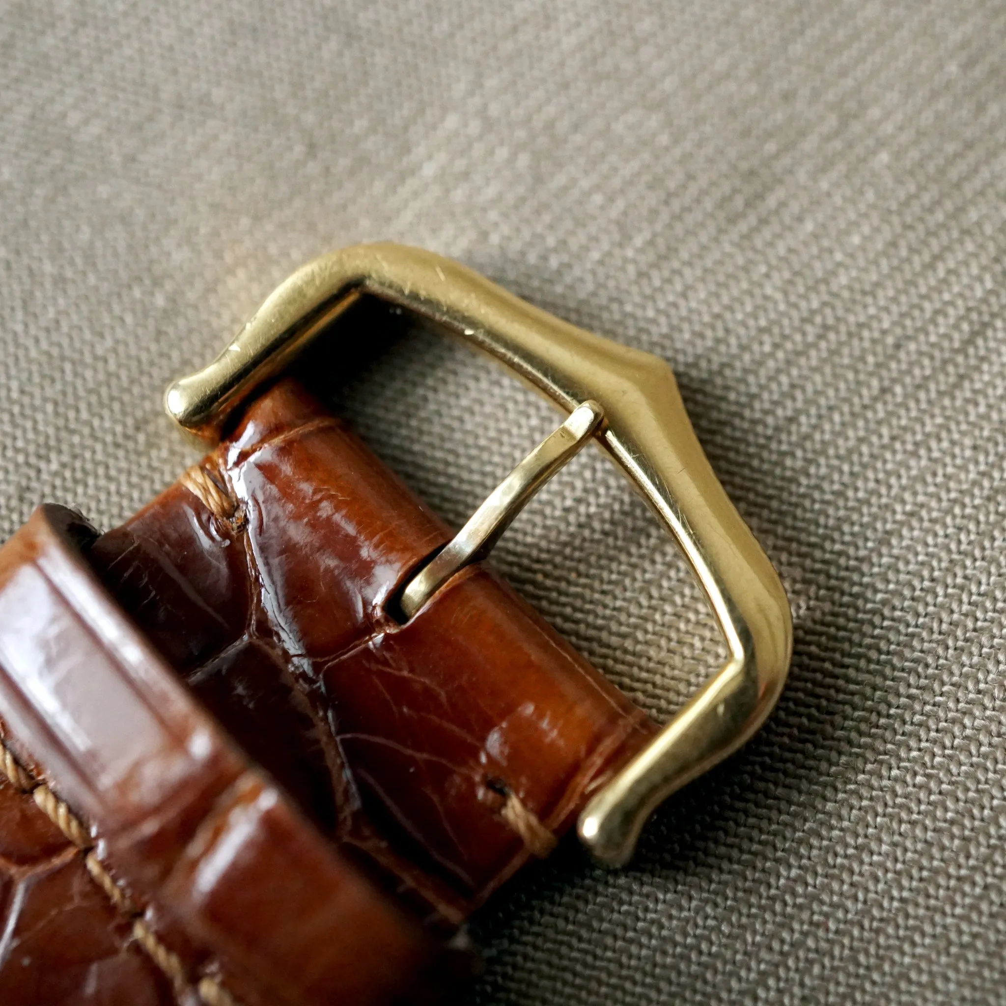2013 CARTIER TANK SOLO MEN'S LARGE 18K YELLOW GOLD / STEEL BACK