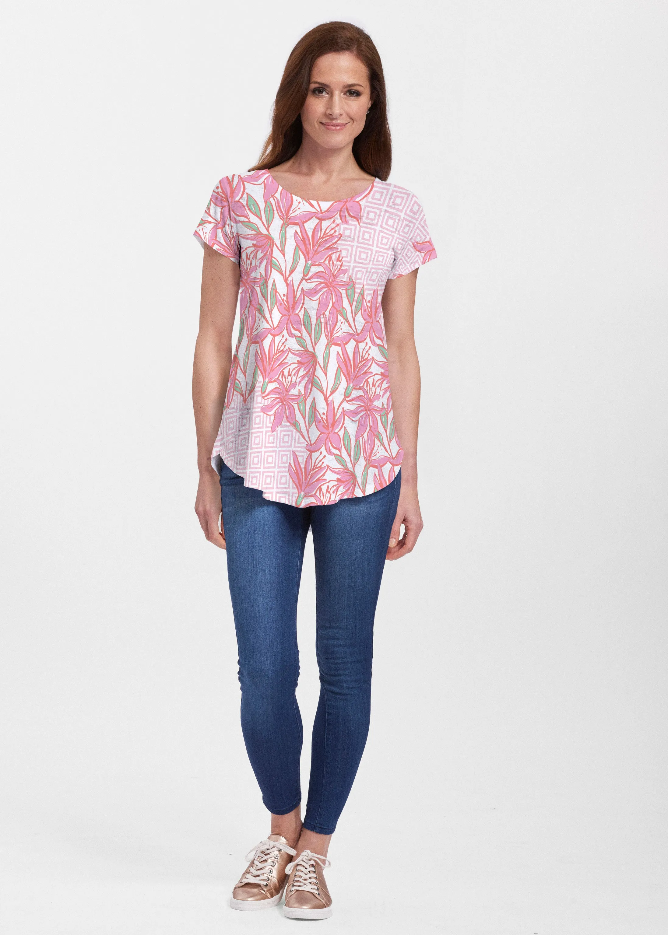 A lot of Lillies (8088) ~ Short Sleeve Scoop Neck Flowy Tunic