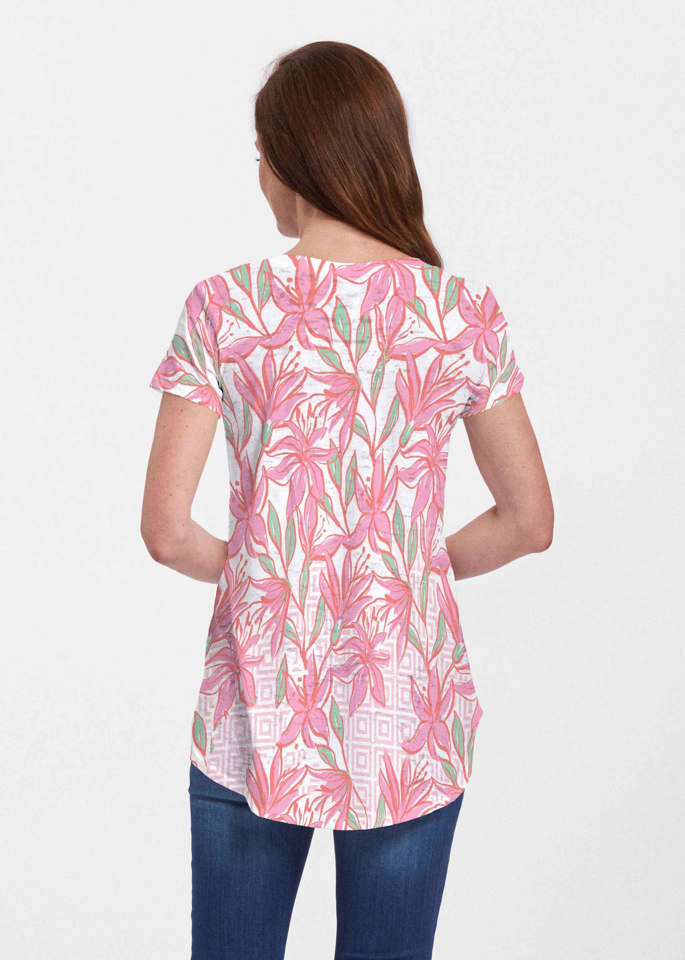 A lot of Lillies (8088) ~ Short Sleeve Scoop Neck Flowy Tunic