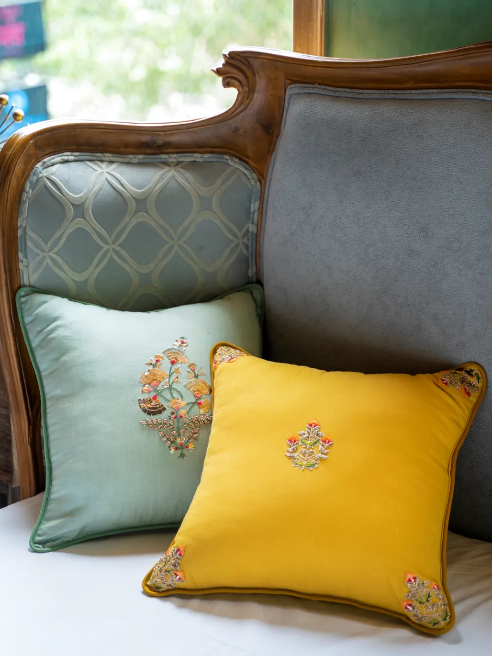 Aarti Sethia Studio  I   dhani-cushion-cover-cotton