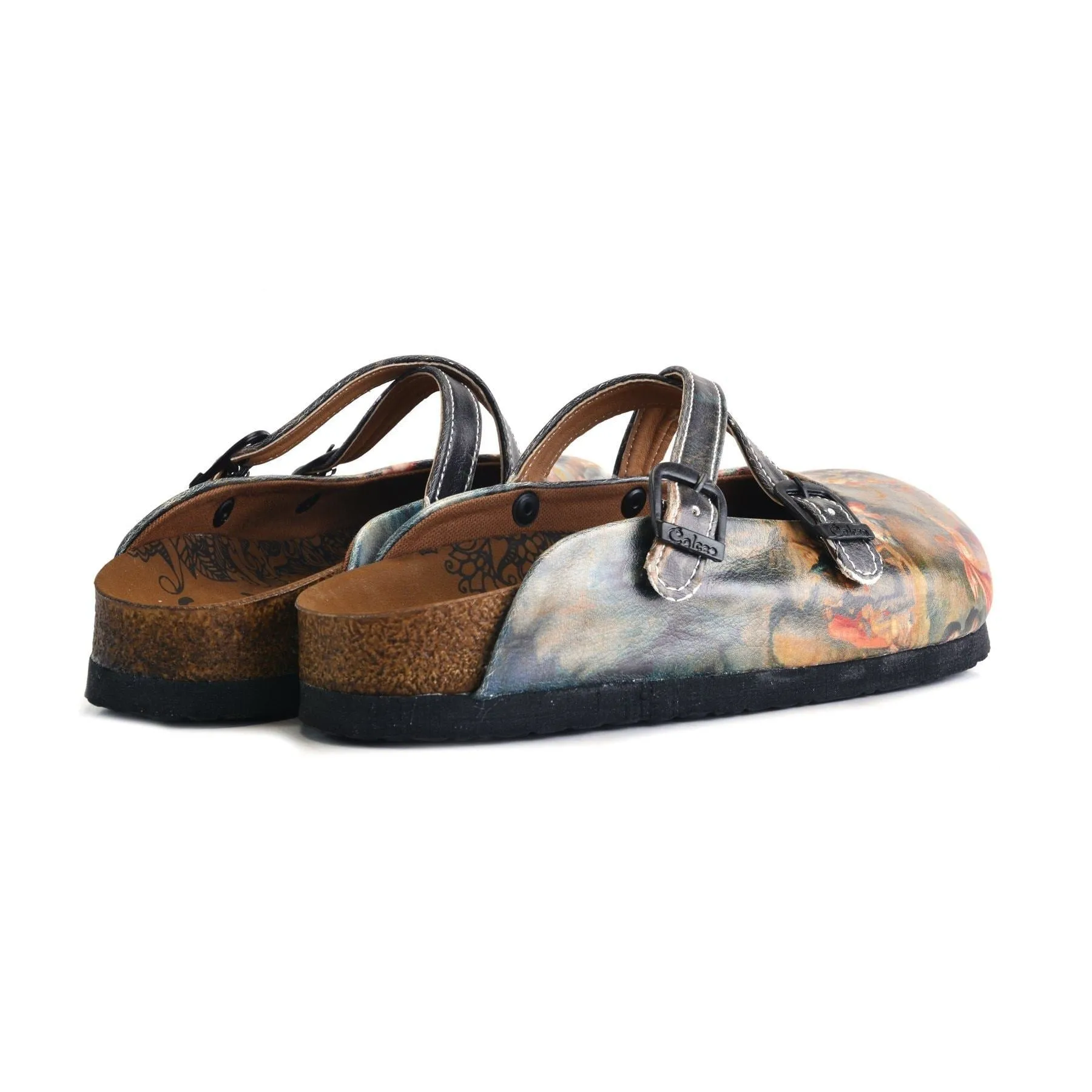 Black Colored, Renaissance Tabled Patterned Clogs - WCAL160