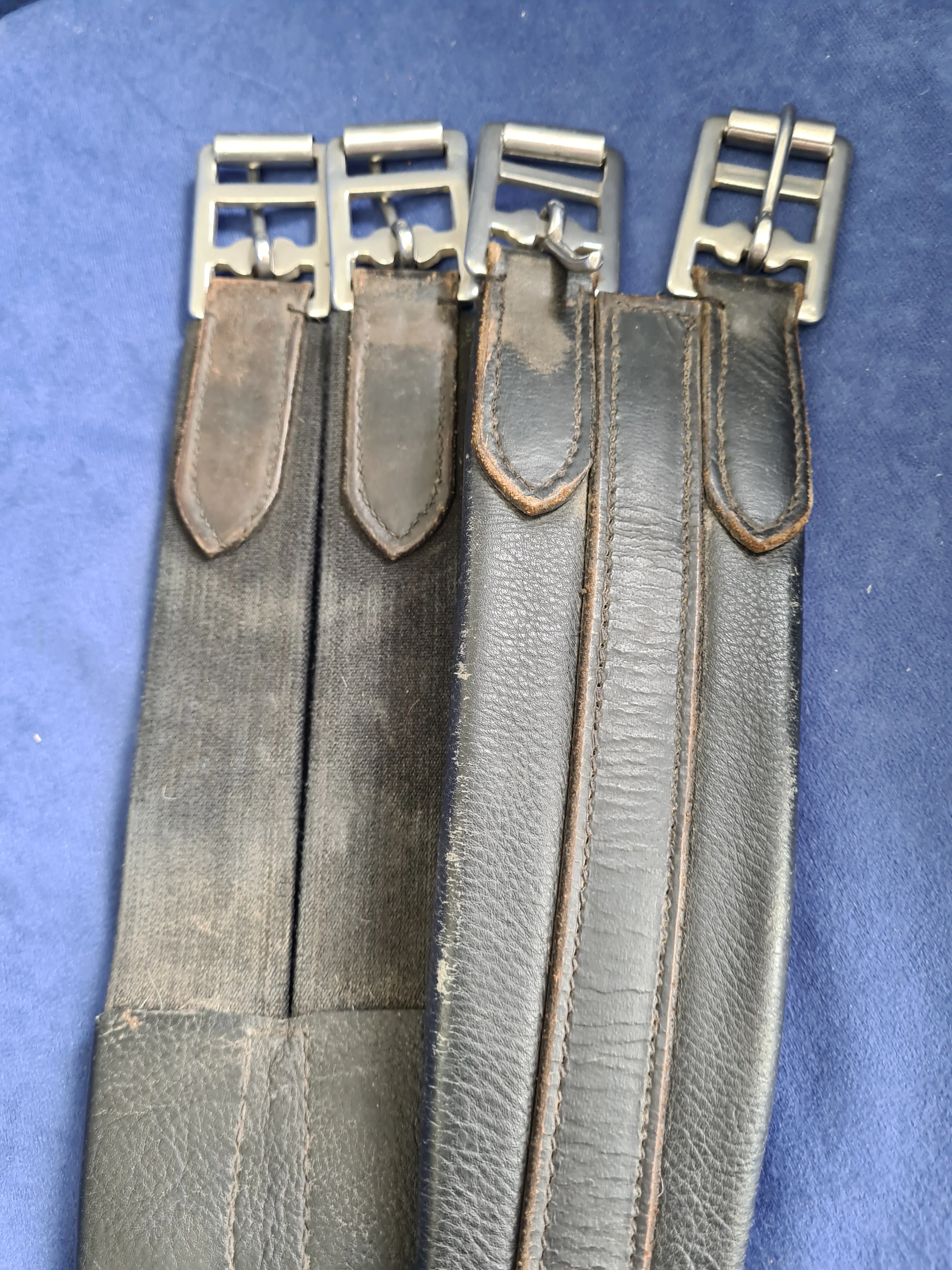 Black leather comfort girth 40"