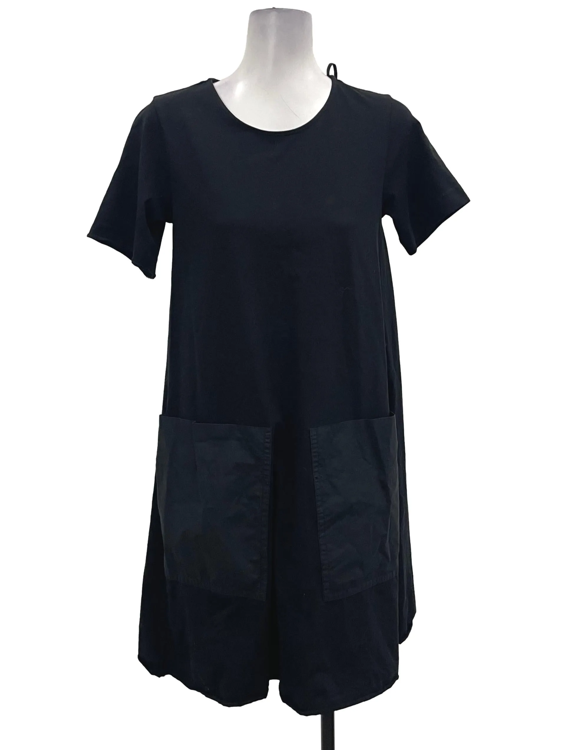 Black U-Neck Sleeve Midi Dress