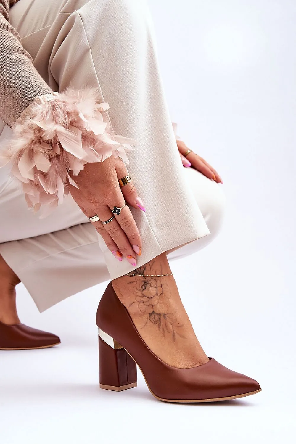 Block heel pumps
