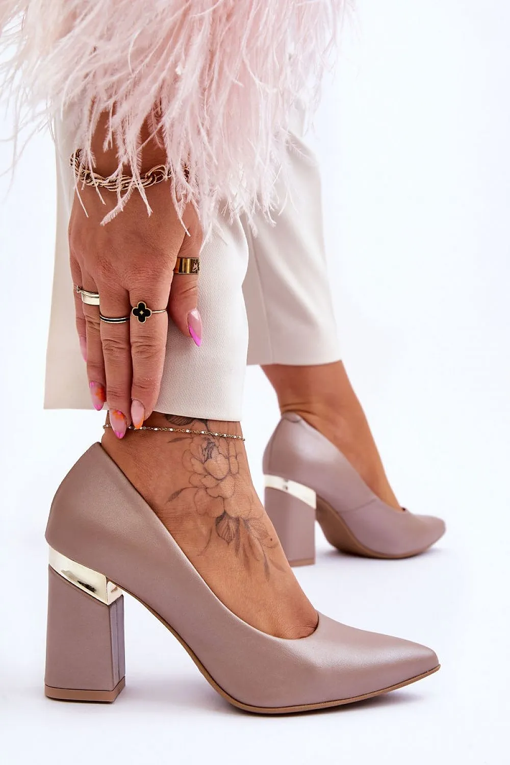Block heel pumps