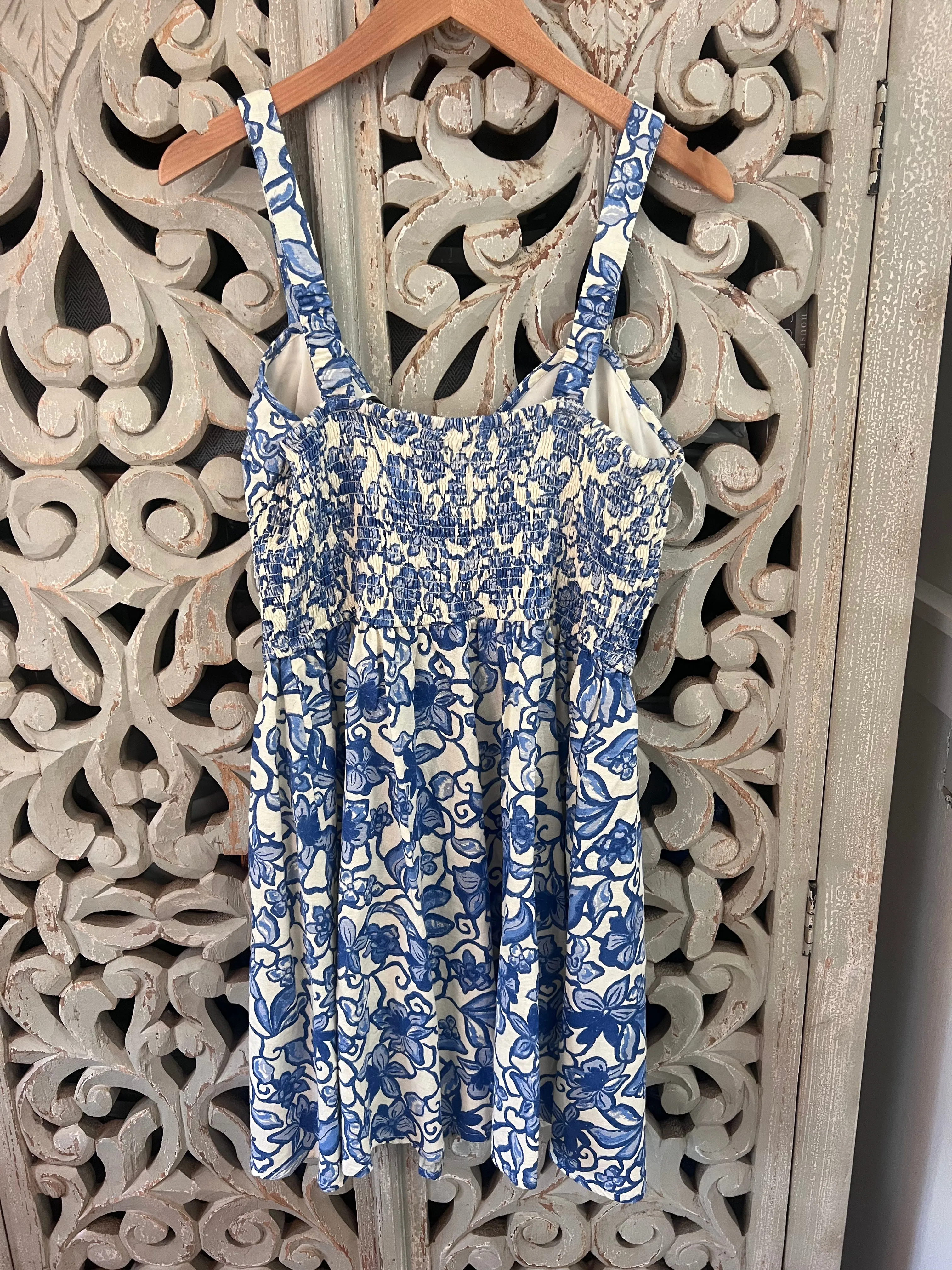 Blue   Ivory Floral Dress NWT Size L (RESTYLE)
