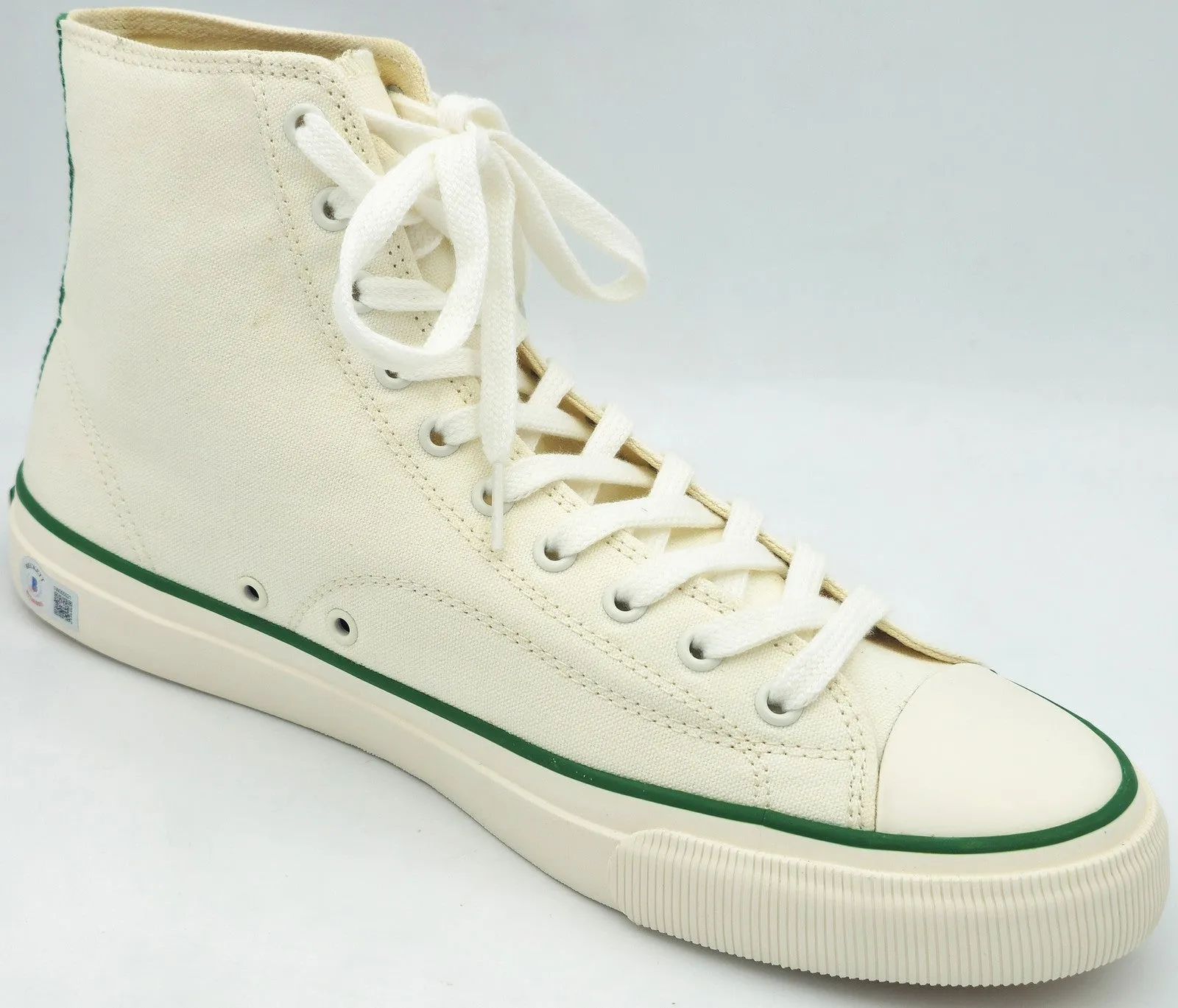 BOB COUSY AUTOGRAPHED P.F. FLYERS SHOES CELTICS SIZE 12 BECKETT 236684