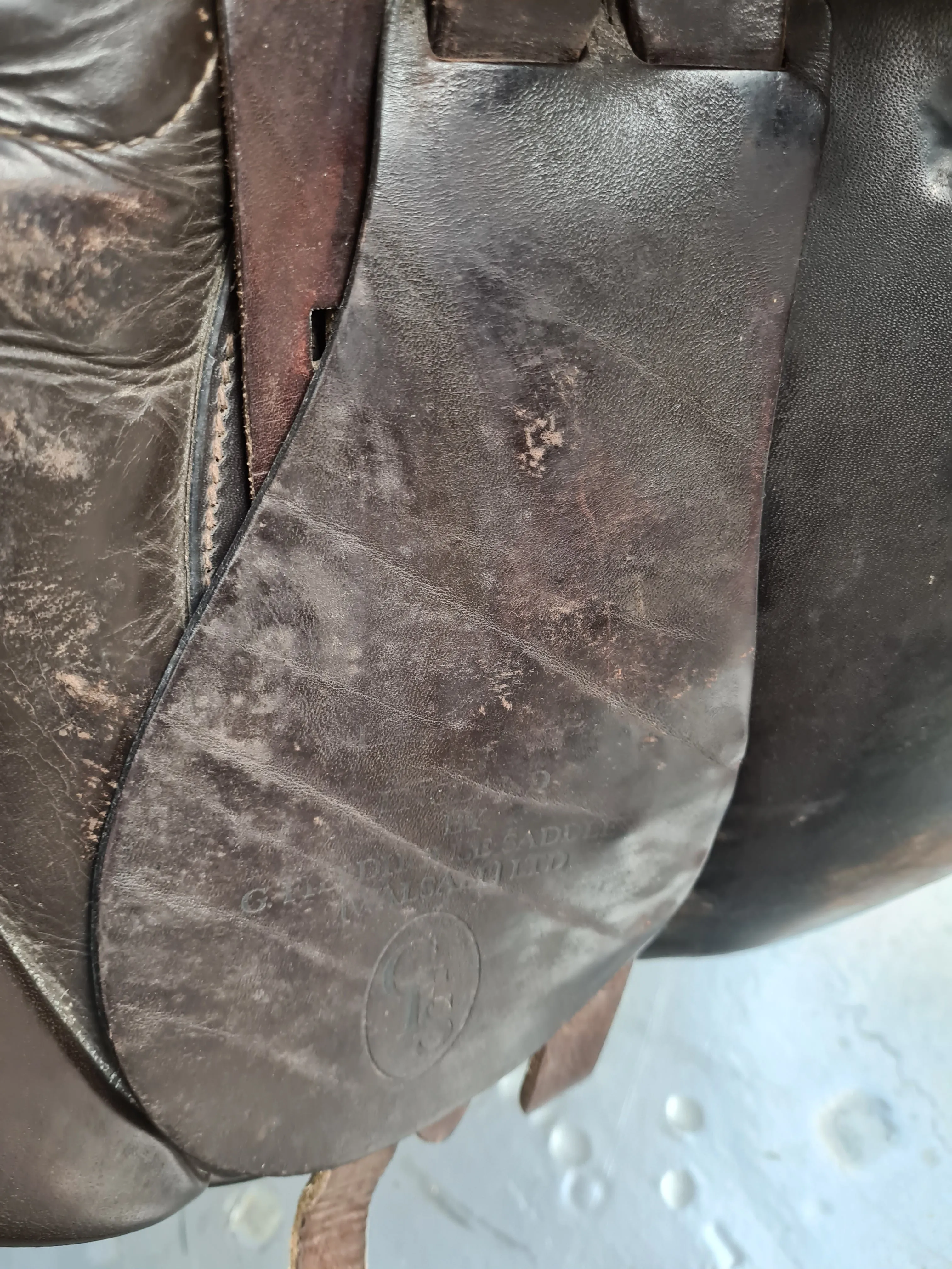 Brown Gfs 17" General purpose leather saddle FREE POSTAGE 🔵