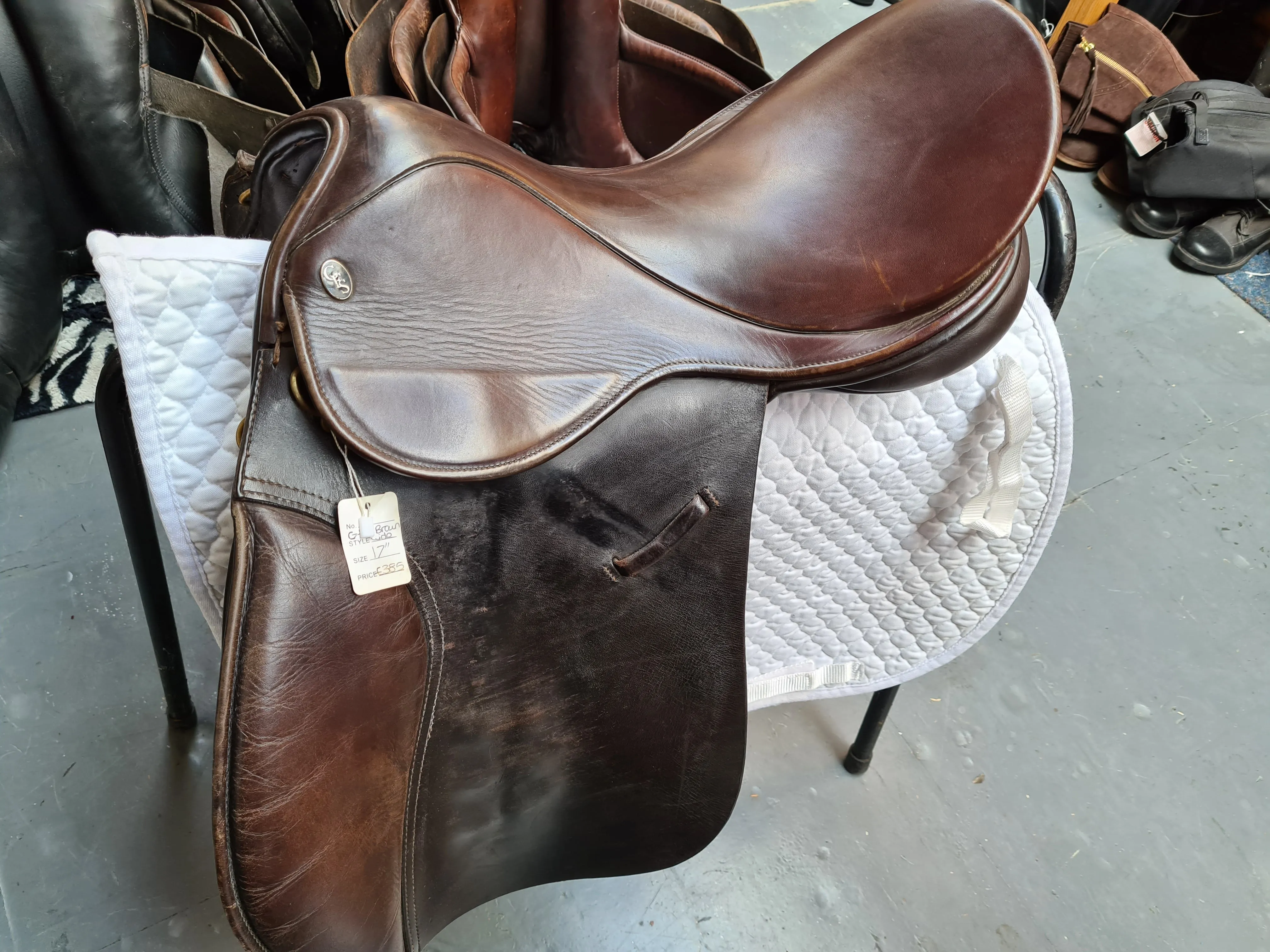 Brown Gfs 17" General purpose leather saddle FREE POSTAGE 🔵