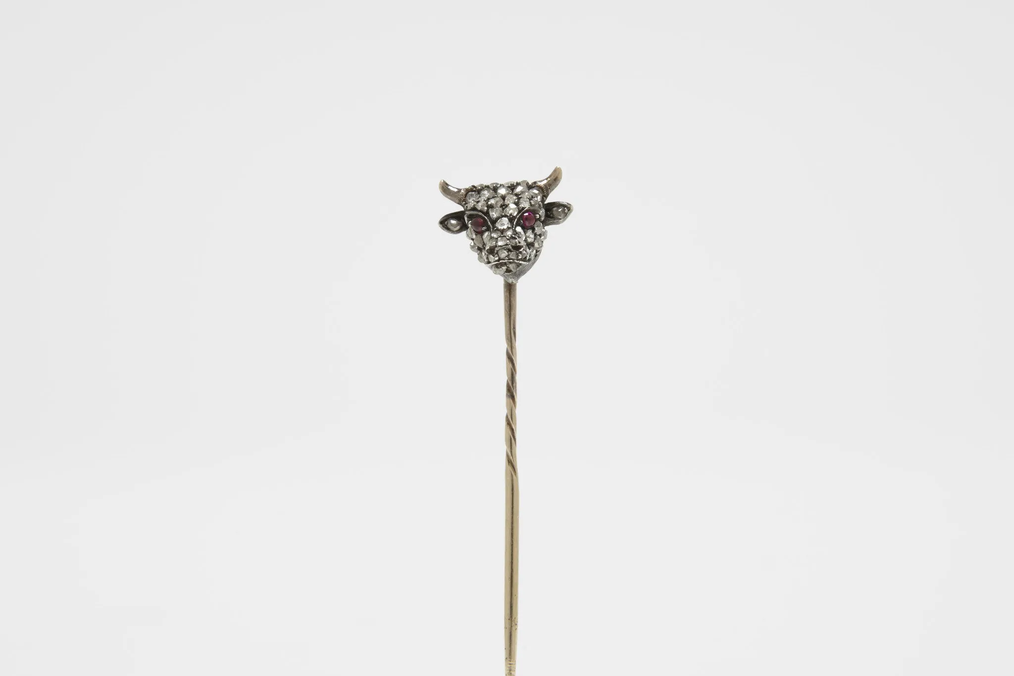 Bull Stick Pin