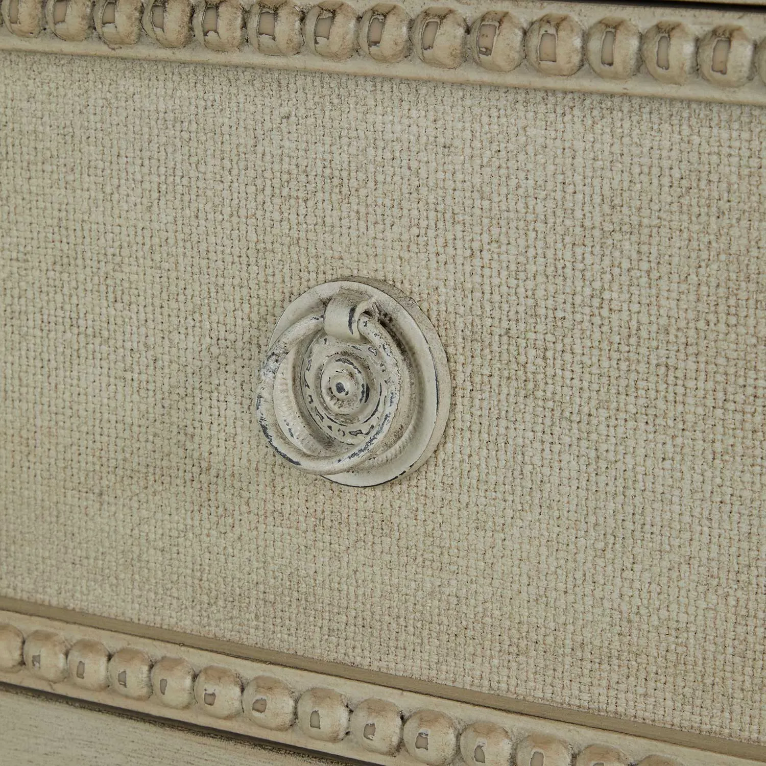 CAROLINE CHEST