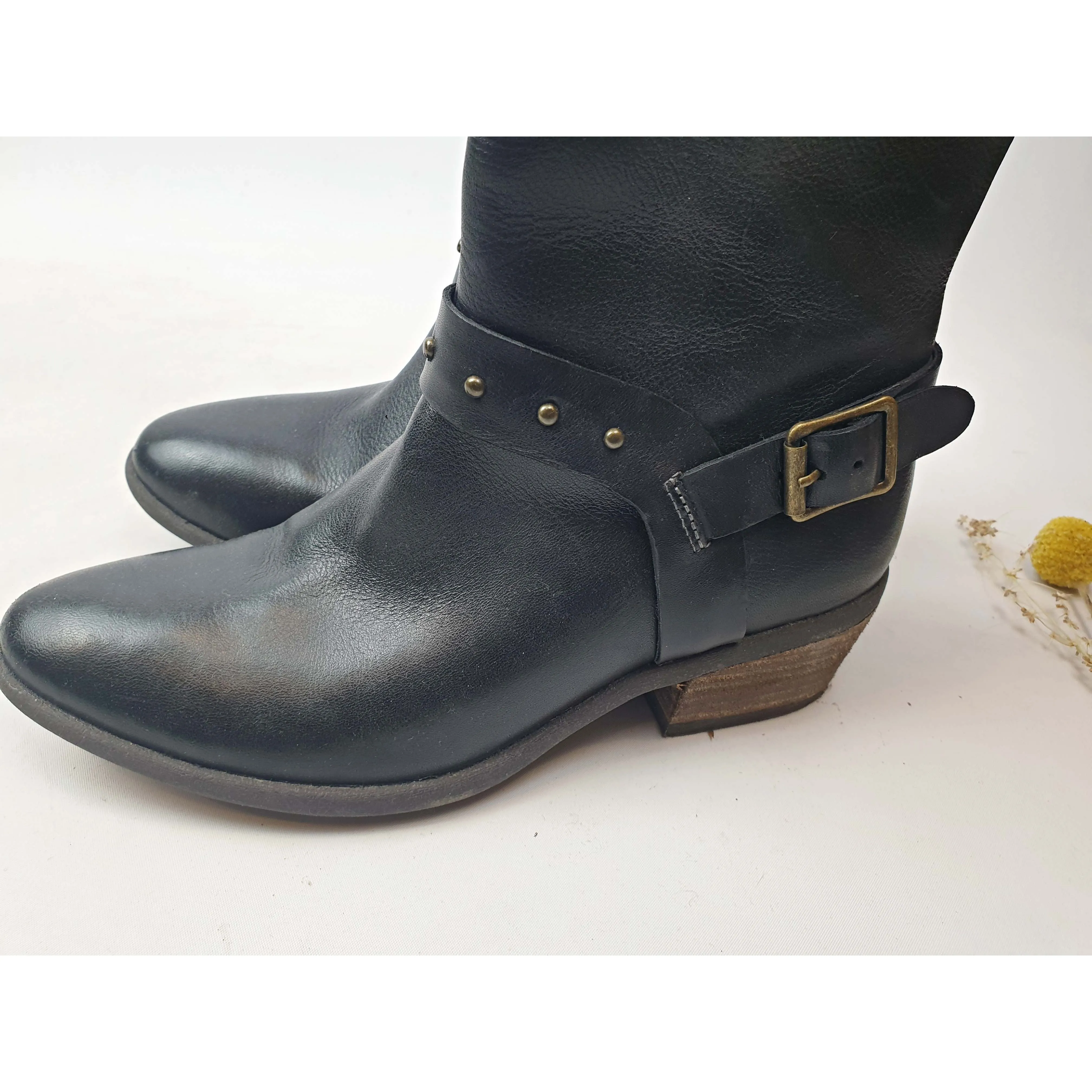 Clarks black leather knee high boots with low wooden heel size UK 5/US 7