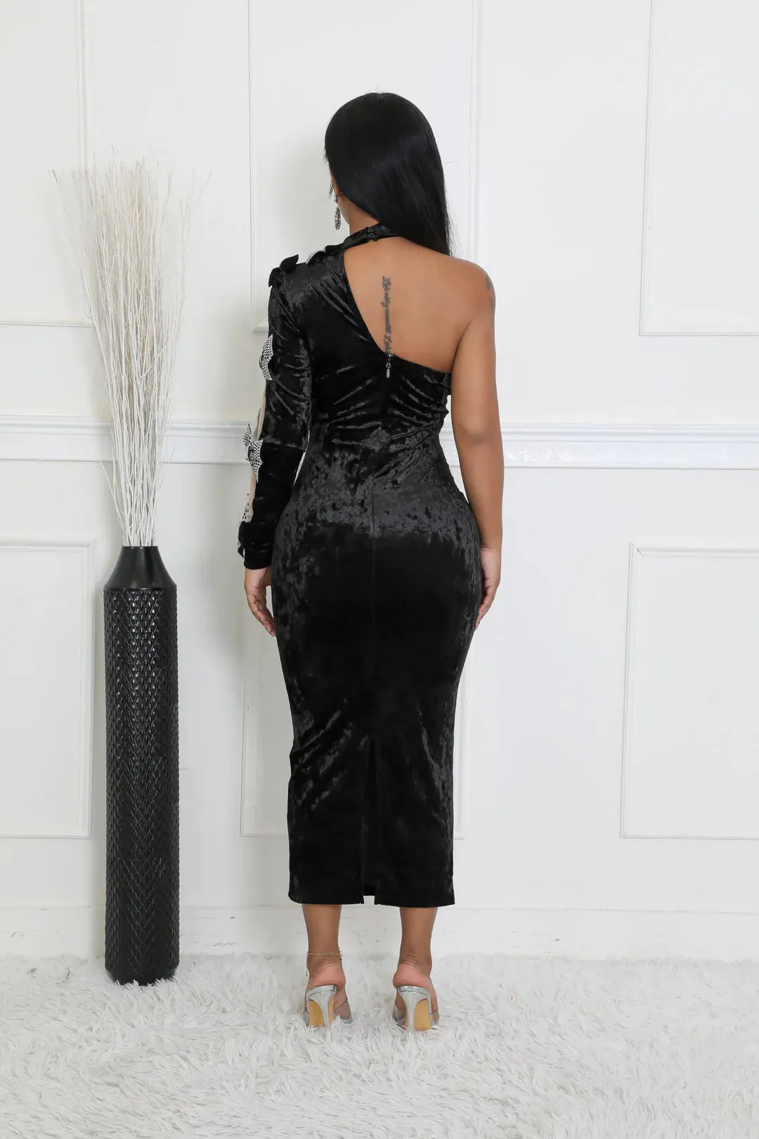 Diamond Bow Sleeve Velvet Midi
