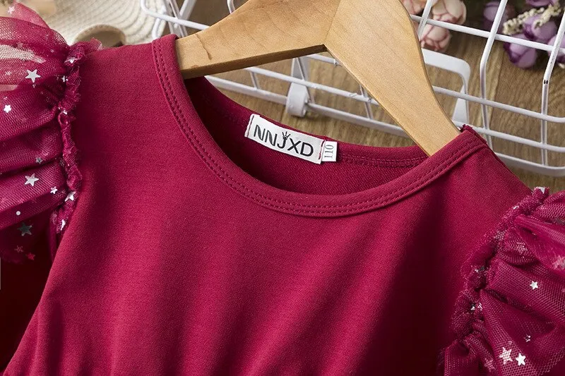 Elegant Red Long Sleeve Dresses for Autumn/Winter Celebrations: Perfect for Eid