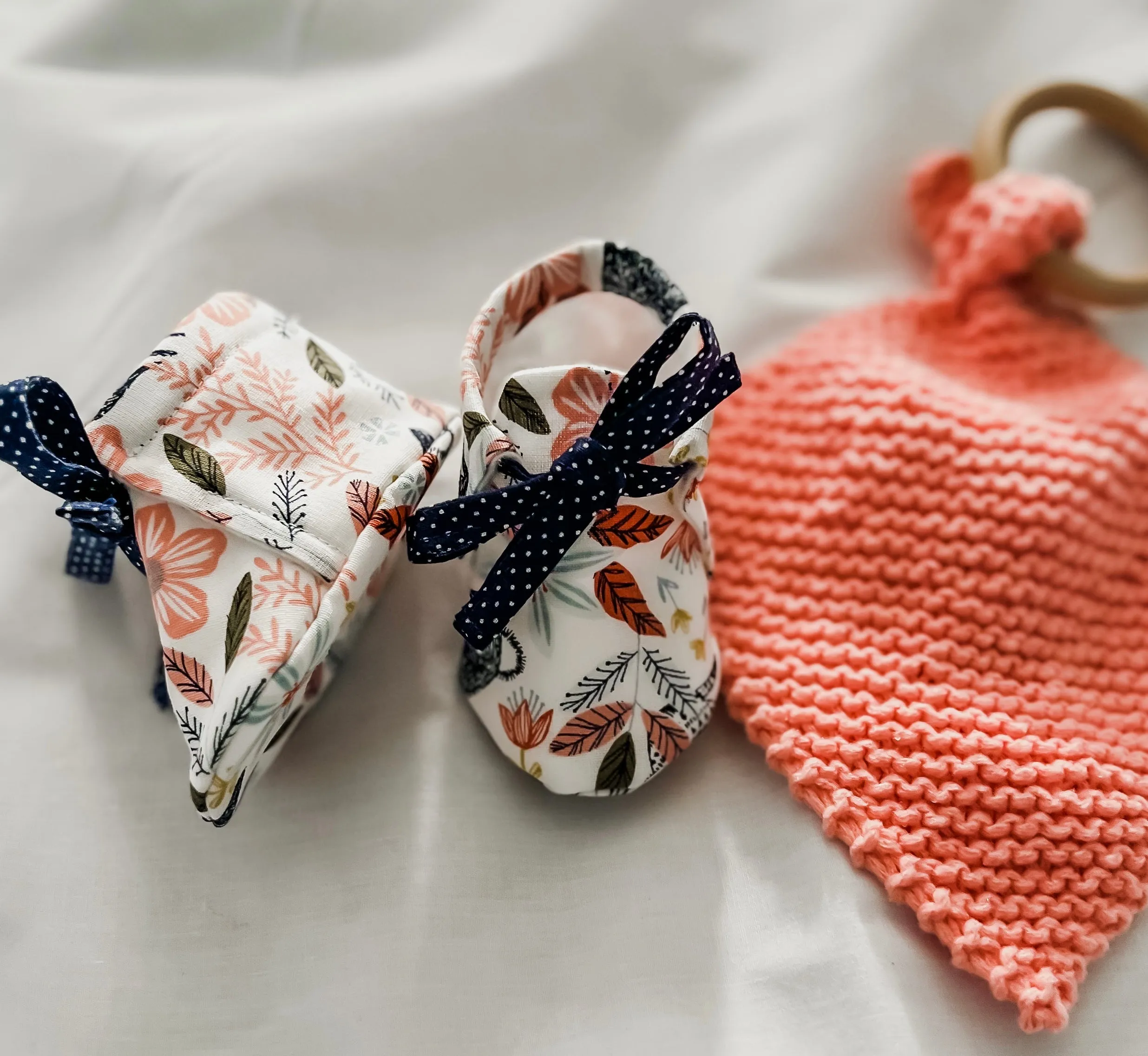 Floral Bunny Shoe, Bow and Knit Lovey Set