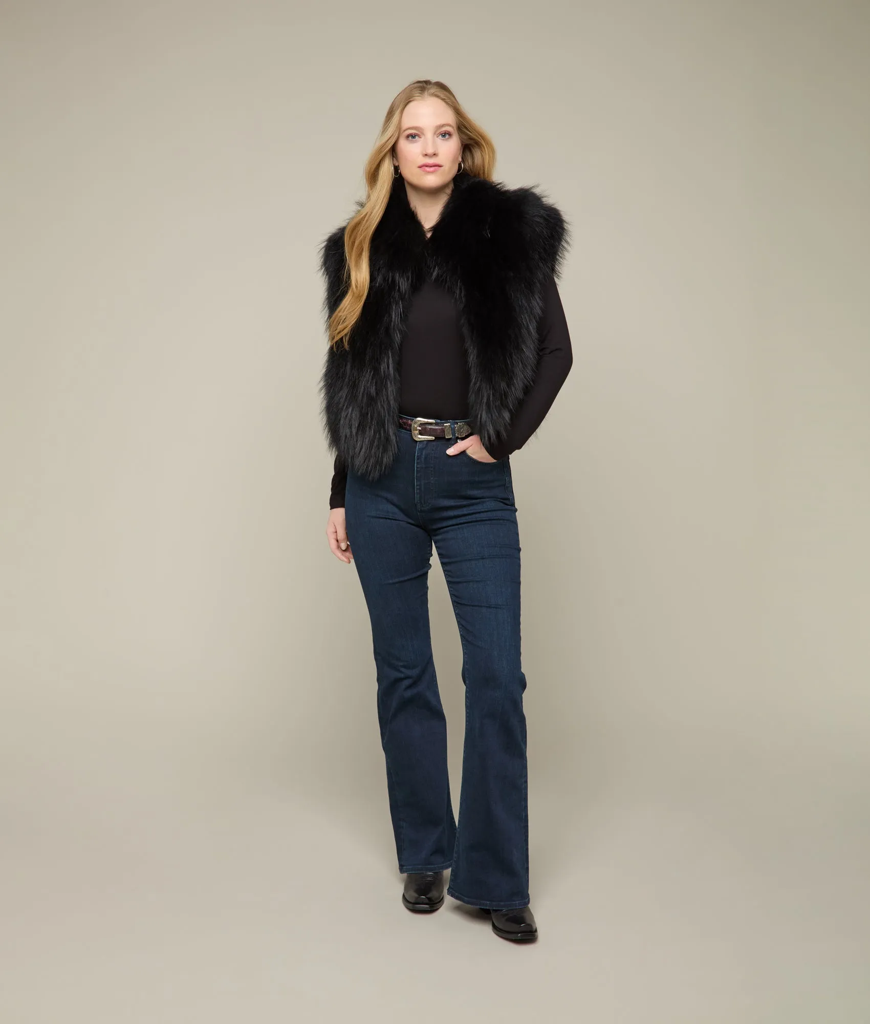 Fox Vest :: Black